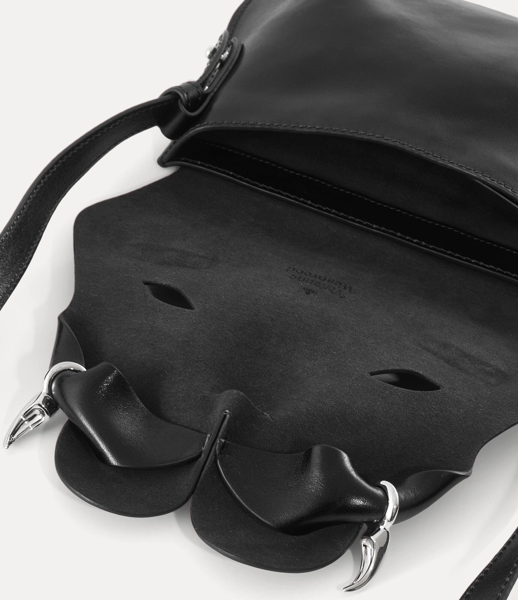 Tiger Crossbody Product Image