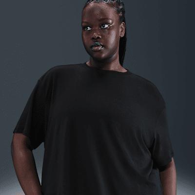 Nike Womens One Relaxed Dri-FIT Cropped Short-Sleeve Top (Plus Size) | HJ1067-010 Product Image