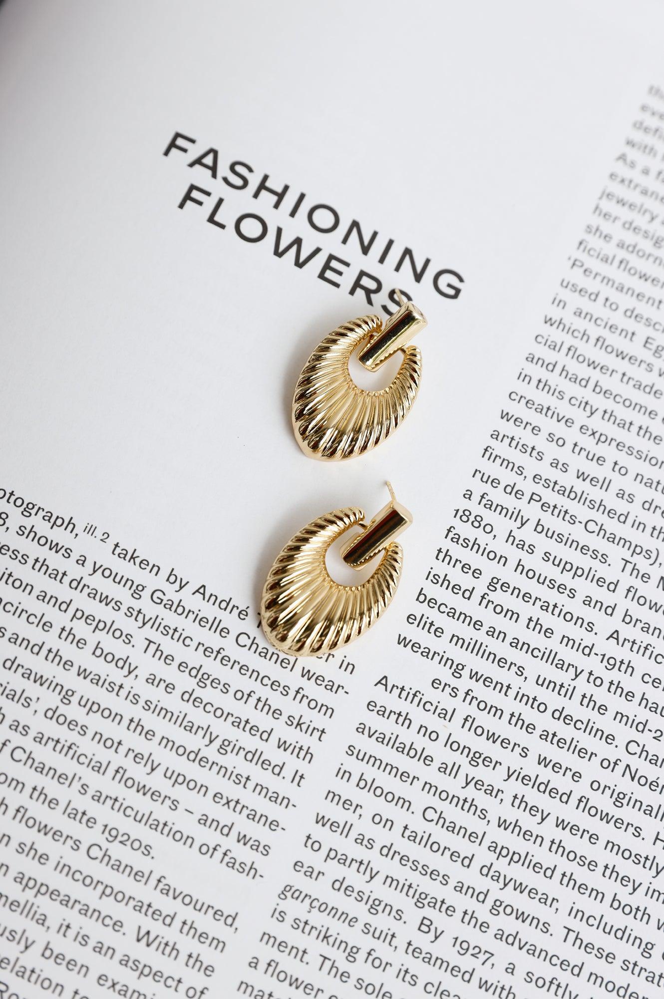 Glamora Earrings Gold Product Image