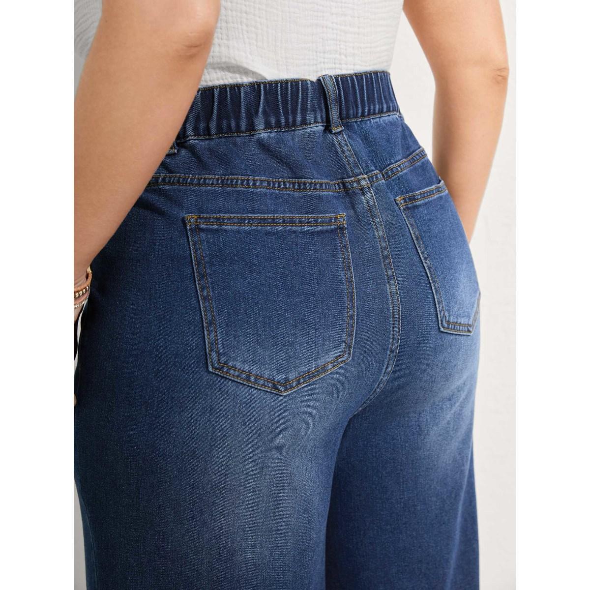 Plus Size Floral Embroidered Elastic Waist Cropped Jeans Women Midblue Medium stretch Slanted pocket Jeans BloomChic 20/2X Product Image