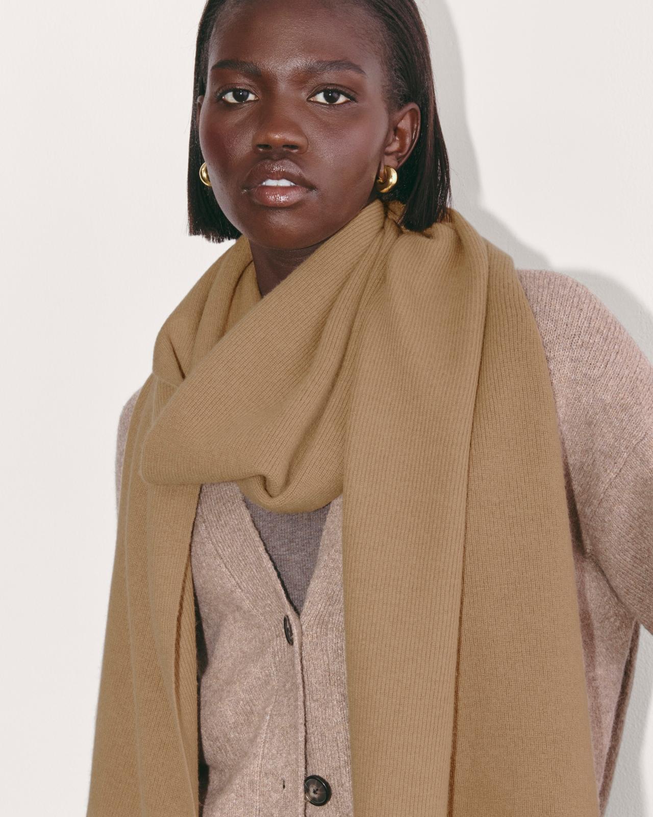 Mens Cabin Scarf by Everlane Product Image