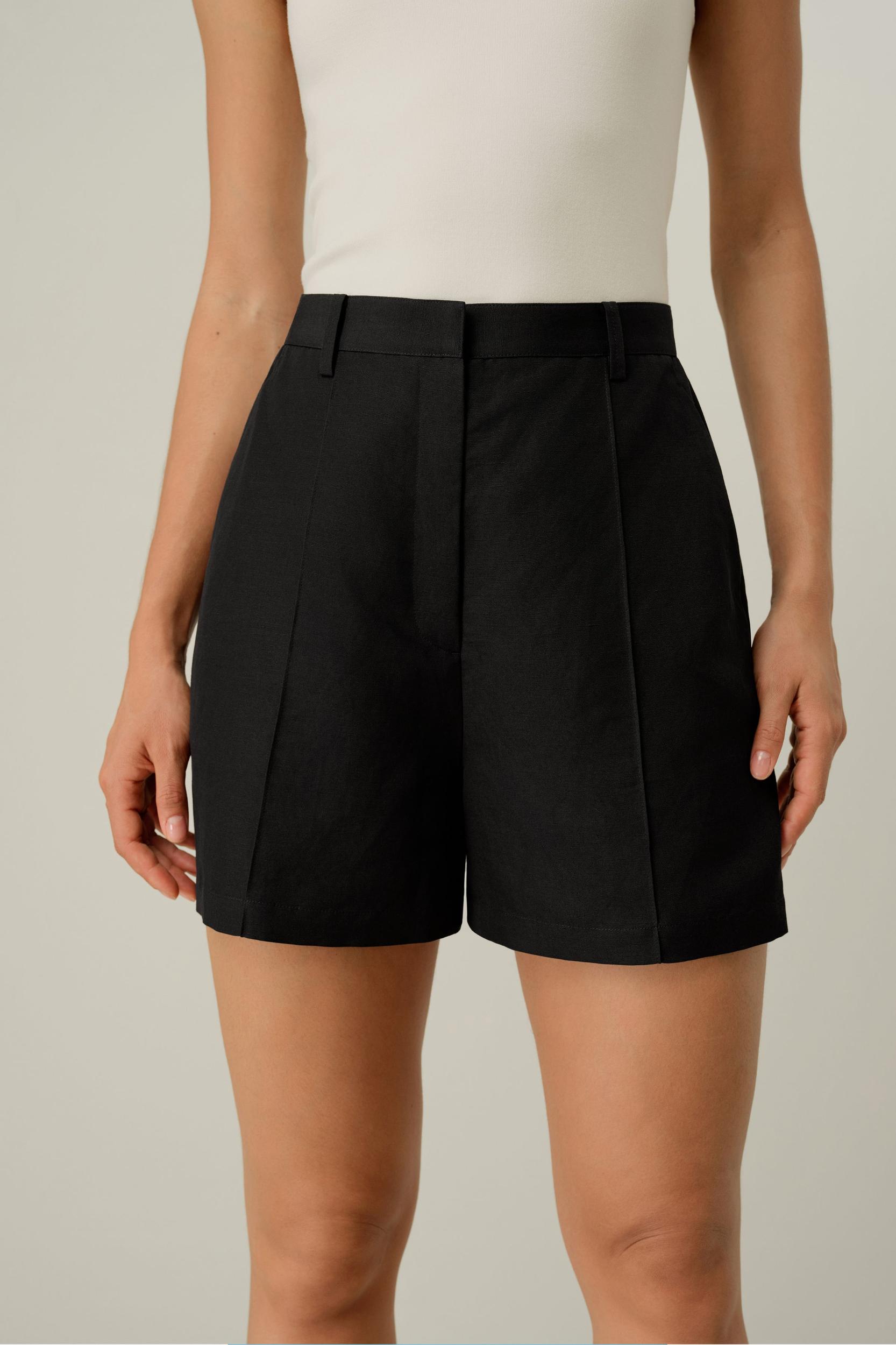 High-Rise Silk Linen Shorts Product Image