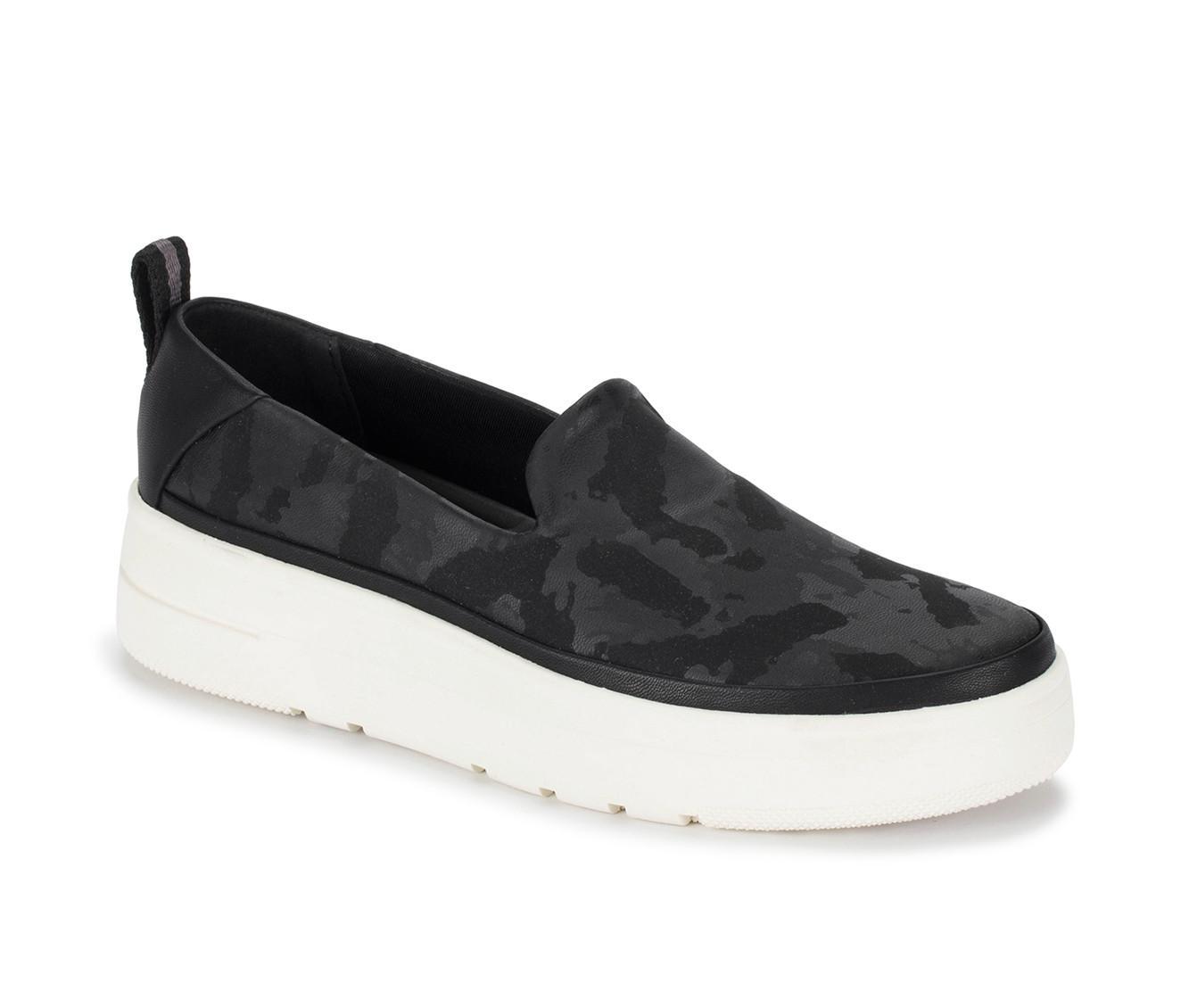 Women's Baretraps Nevin Slip Ons Product Image