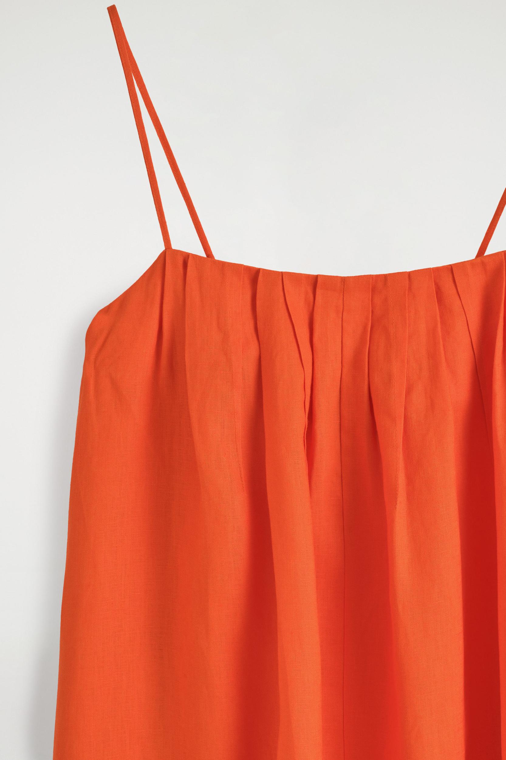 PLEATED LINEN MAXI DRESS Product Image