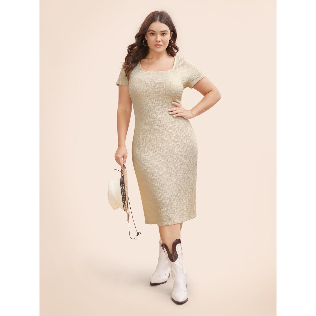 Plus Size U Neck Textured Split Hem Dress Apricot Women Resort Texture U-neck Short sleeve Curvy BloomChic 18-20/2X Product Image