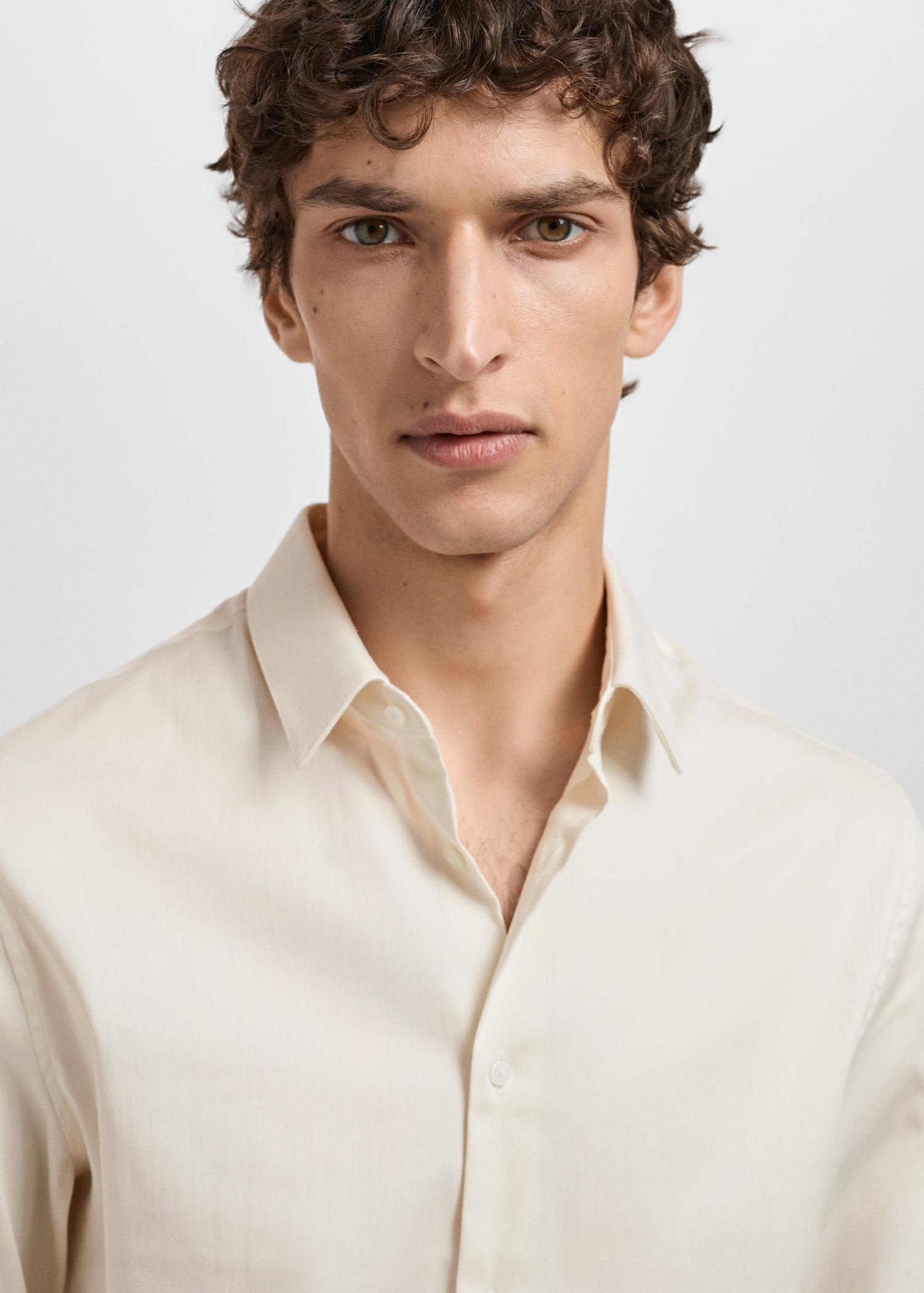 Super slim fit cotton stretch suit shirt - Men | MANGO USA Product Image