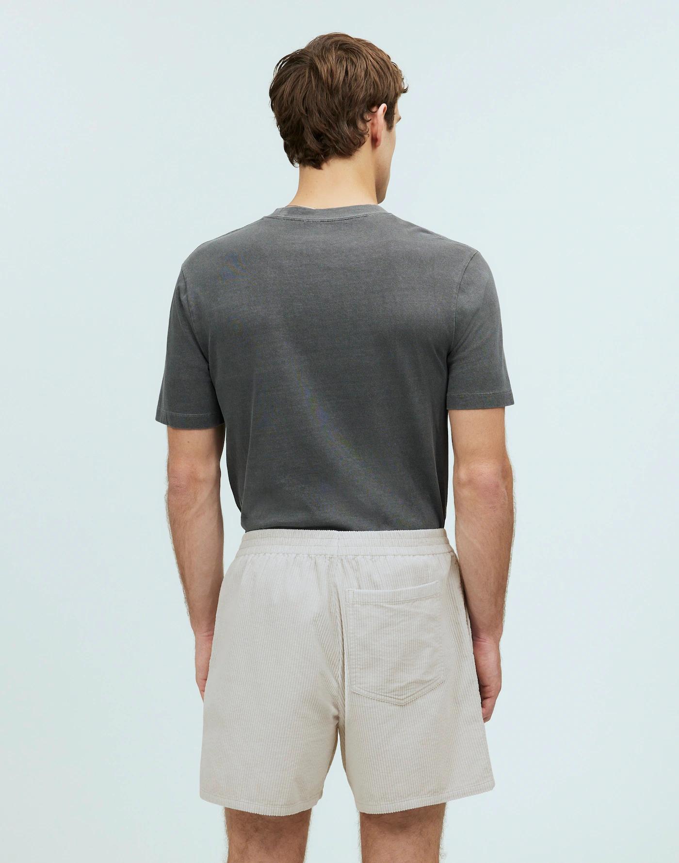 5 1/2" Corduroy Everywear Shorts Product Image