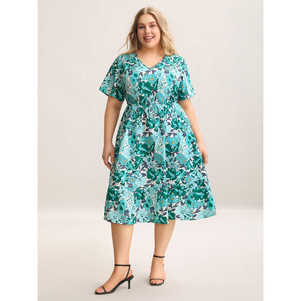 Plus Size Floral Print V-Neck Pockets Midi Dress Arctic Women Elegant Non V-neck Short sleeve Curvy BloomChic 28/5X Product Image