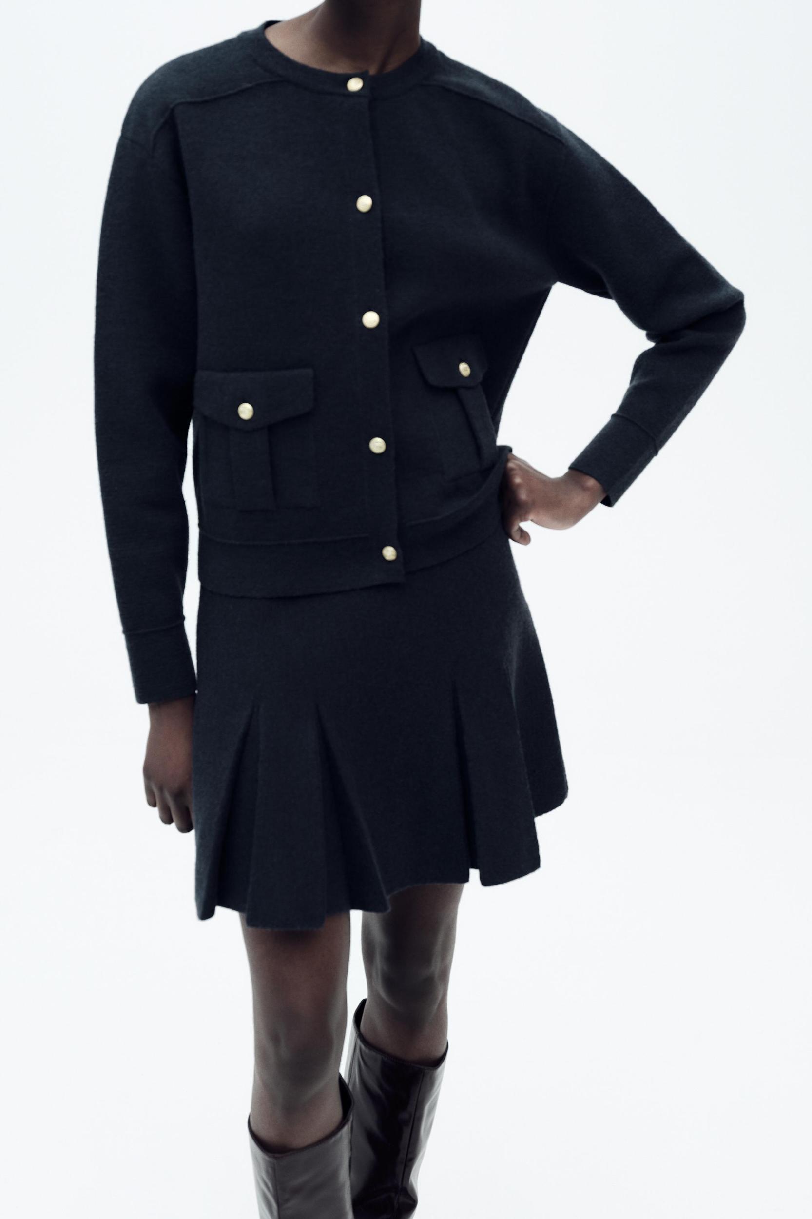 KNIT CARDIGAN WITH GOLDEN BUTTONS Product Image