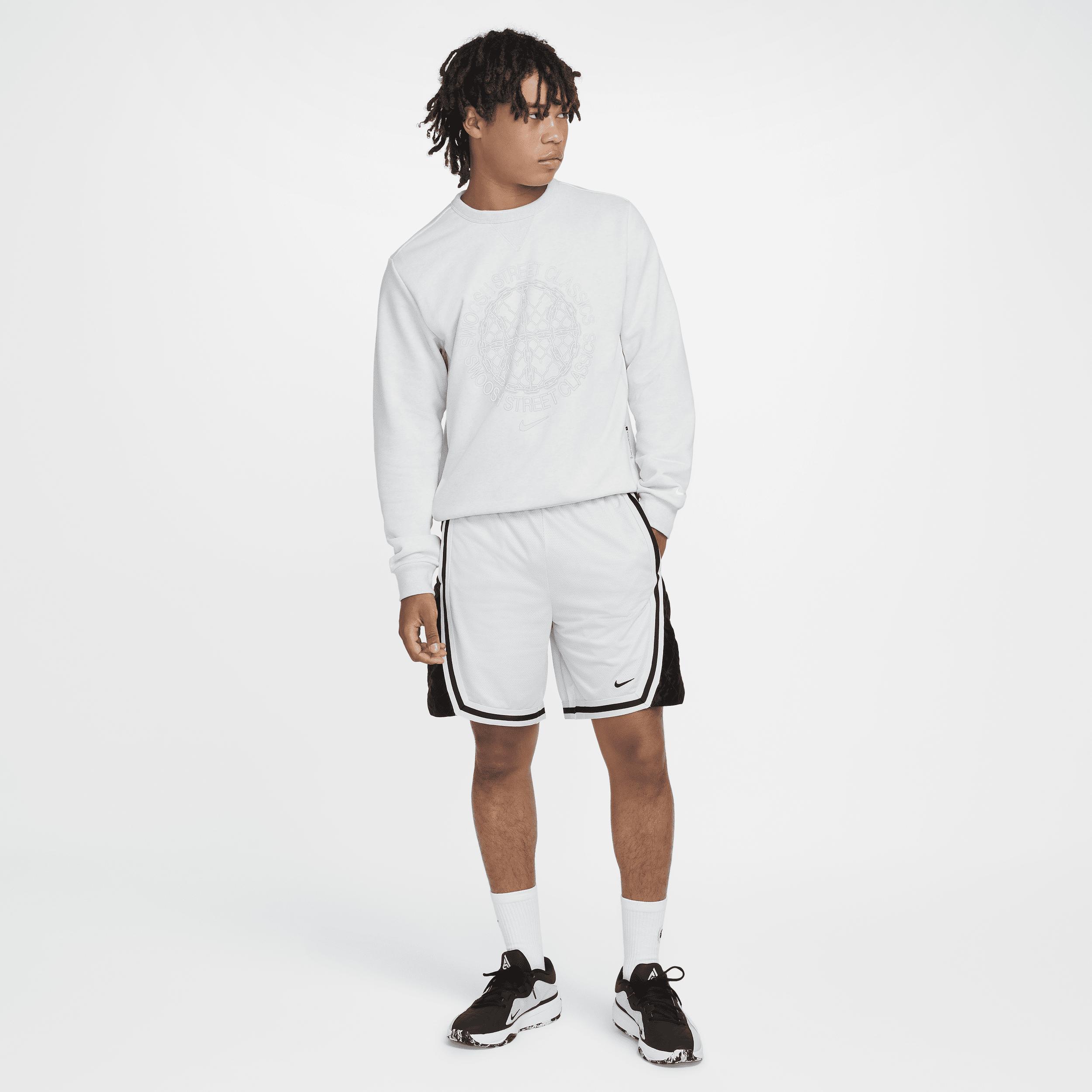 Nike Men's Standard Issue Dri-FIT Basketball Crew-Neck Sweatshirt Product Image