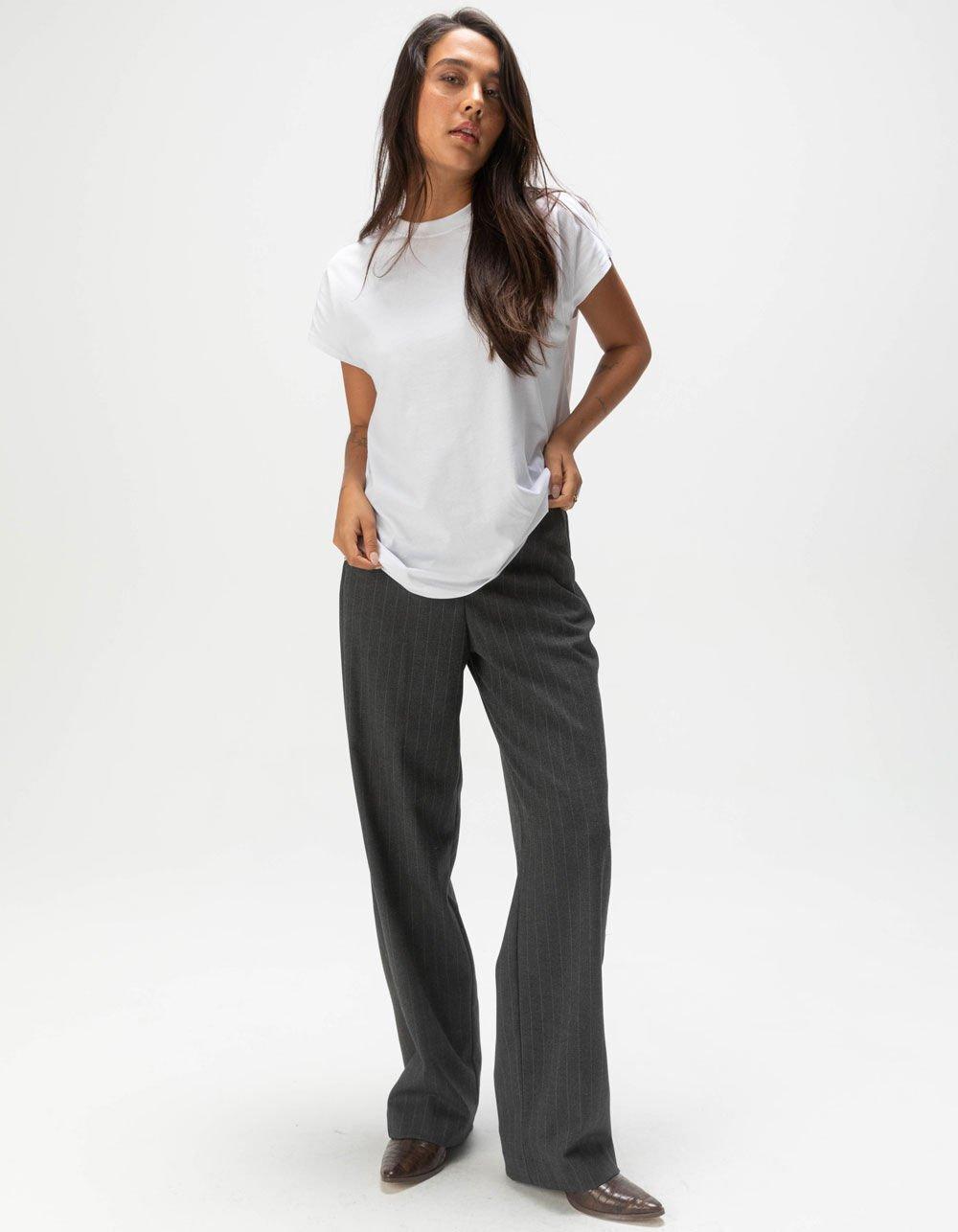 JJXX Astrid Boxy Womens Tee - BLACK Product Image