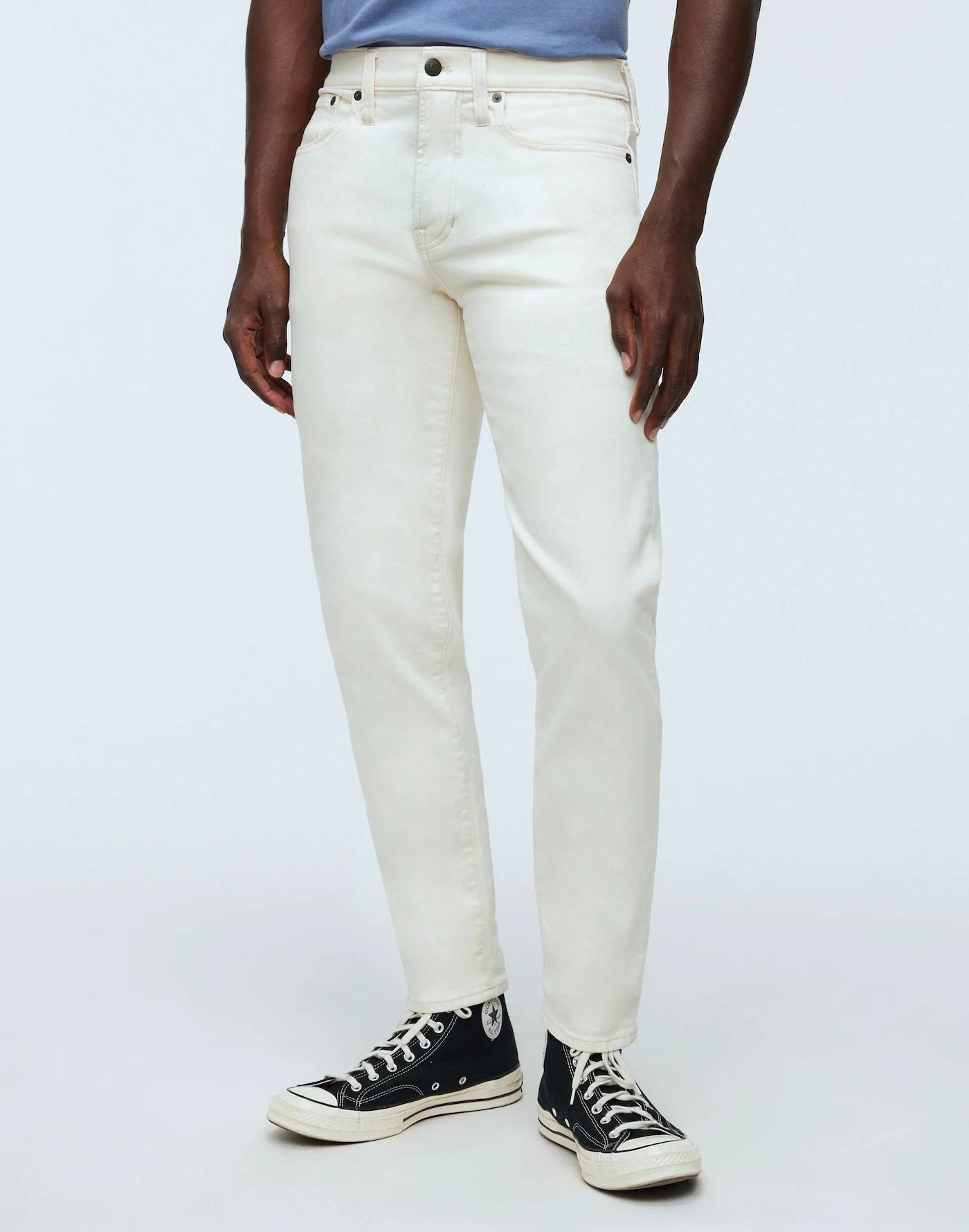 Relaxed Taper Jeans Product Image