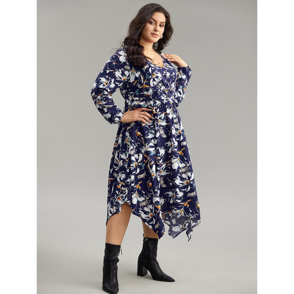 Plus Size Floral Print Ruched Plicated Detail Dress DarkBlue Women Elegant Elastic cuffs V-neck Long Sleeve Curvy Midi Dress BloomChic 18-20/2X Product Image