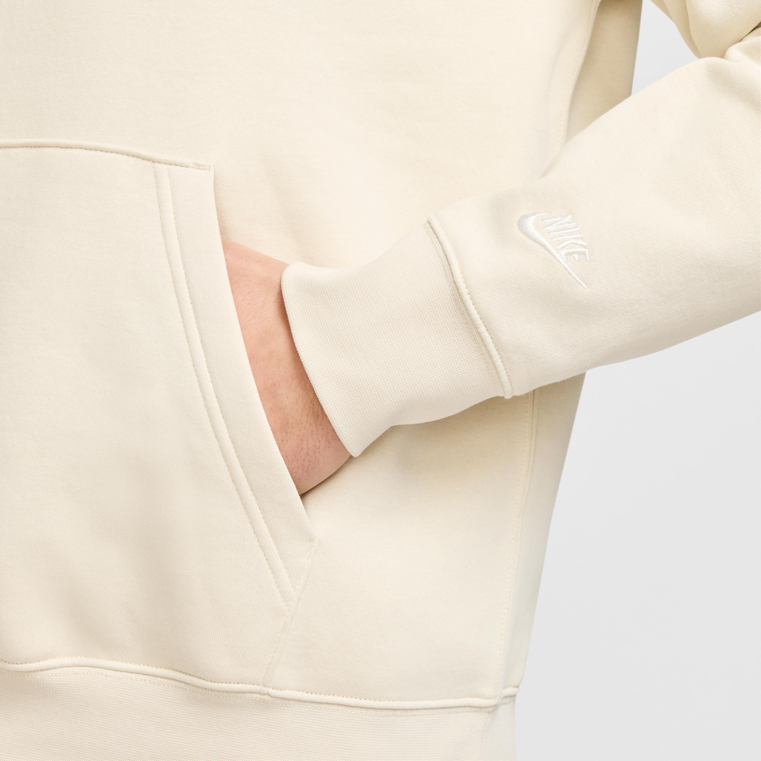 Nike Men's Club Fleece Pullover Hoodie Product Image