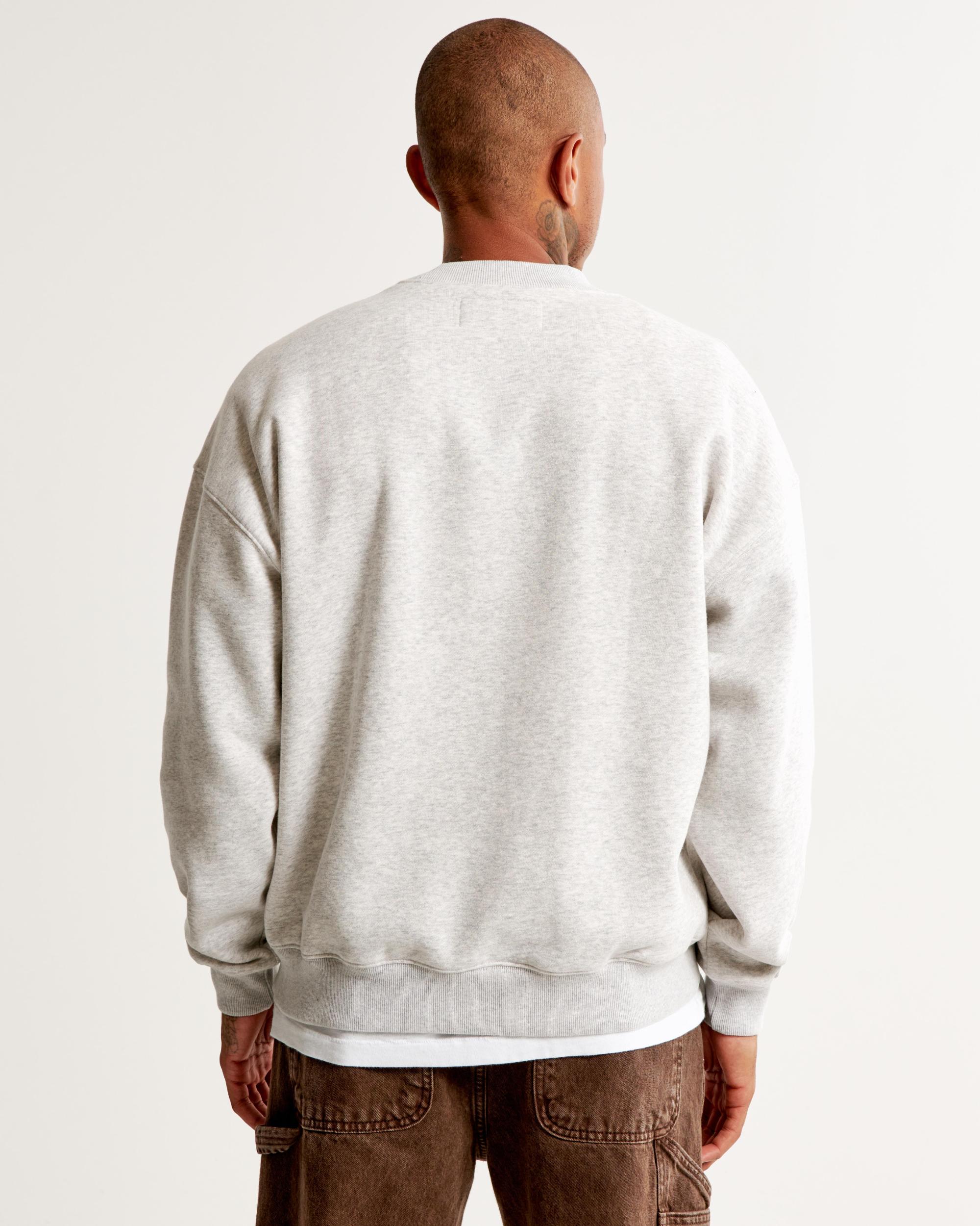 New England Patriots Graphic Crew Sweatshirt Product Image