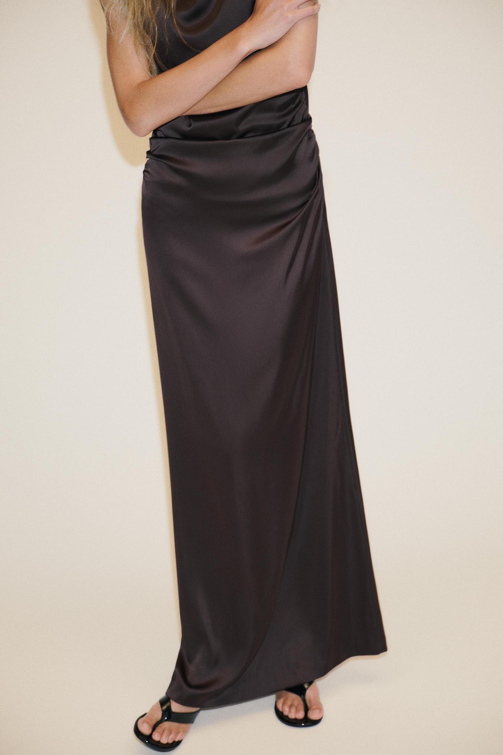 OPEN-BACK SATIN LONG DRESS Product Image
