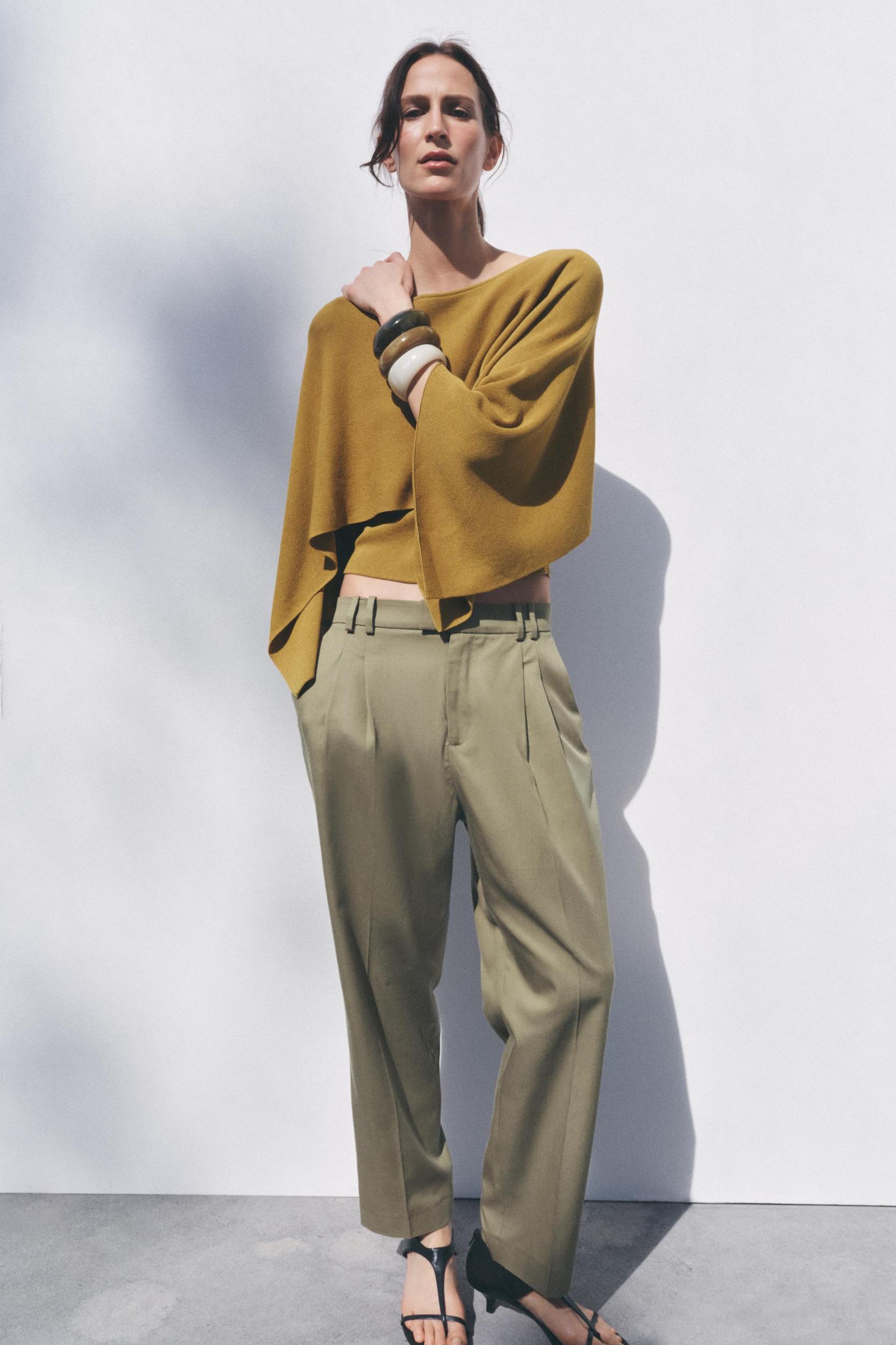 LAYERED KNIT TOP Product Image