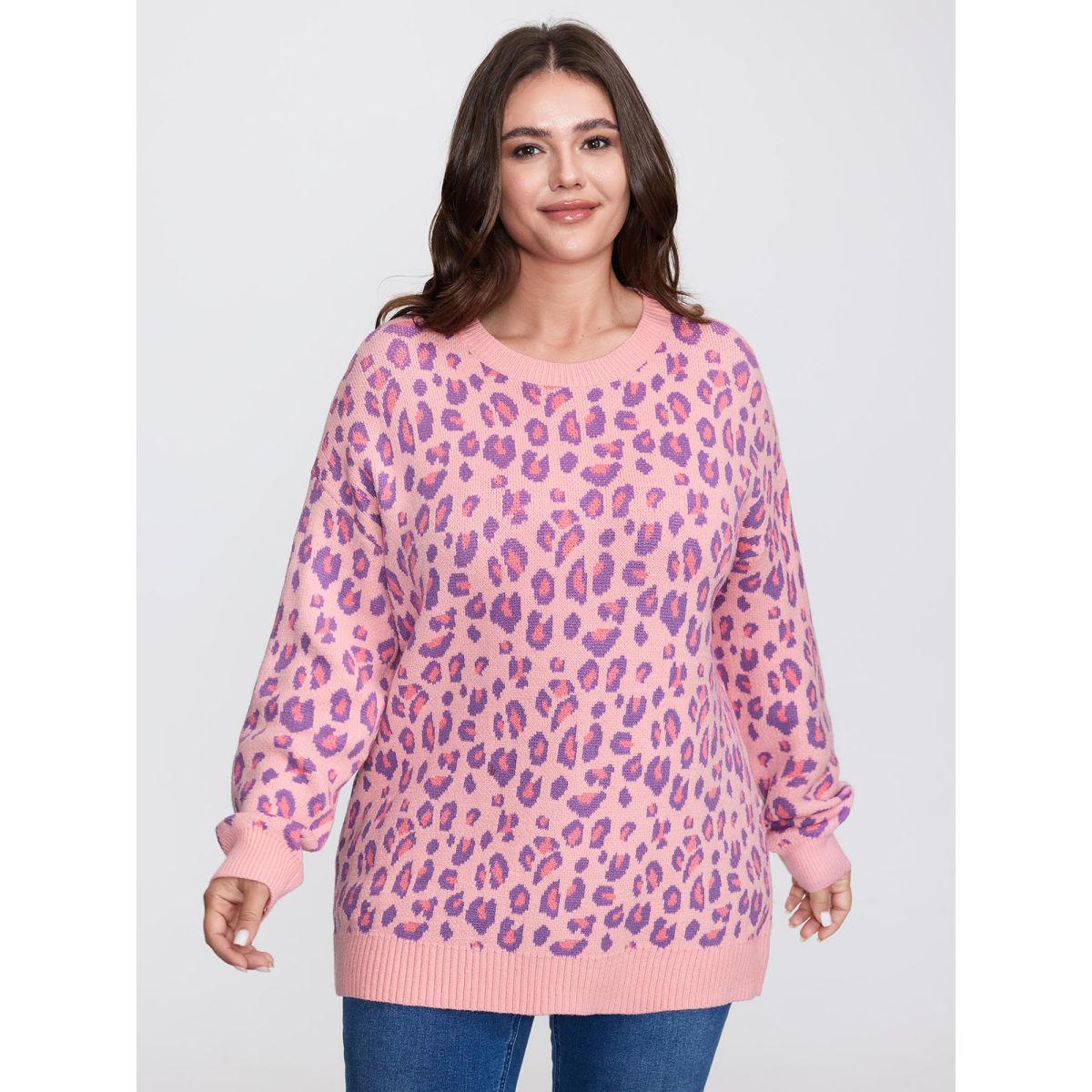 Plus Size Sweet Leopard Pattern Jacquard Pullover MistyRose Women Playful Loose Long Sleeve Round Neck Casual Pullovers BloomChic 26/4X Product Image