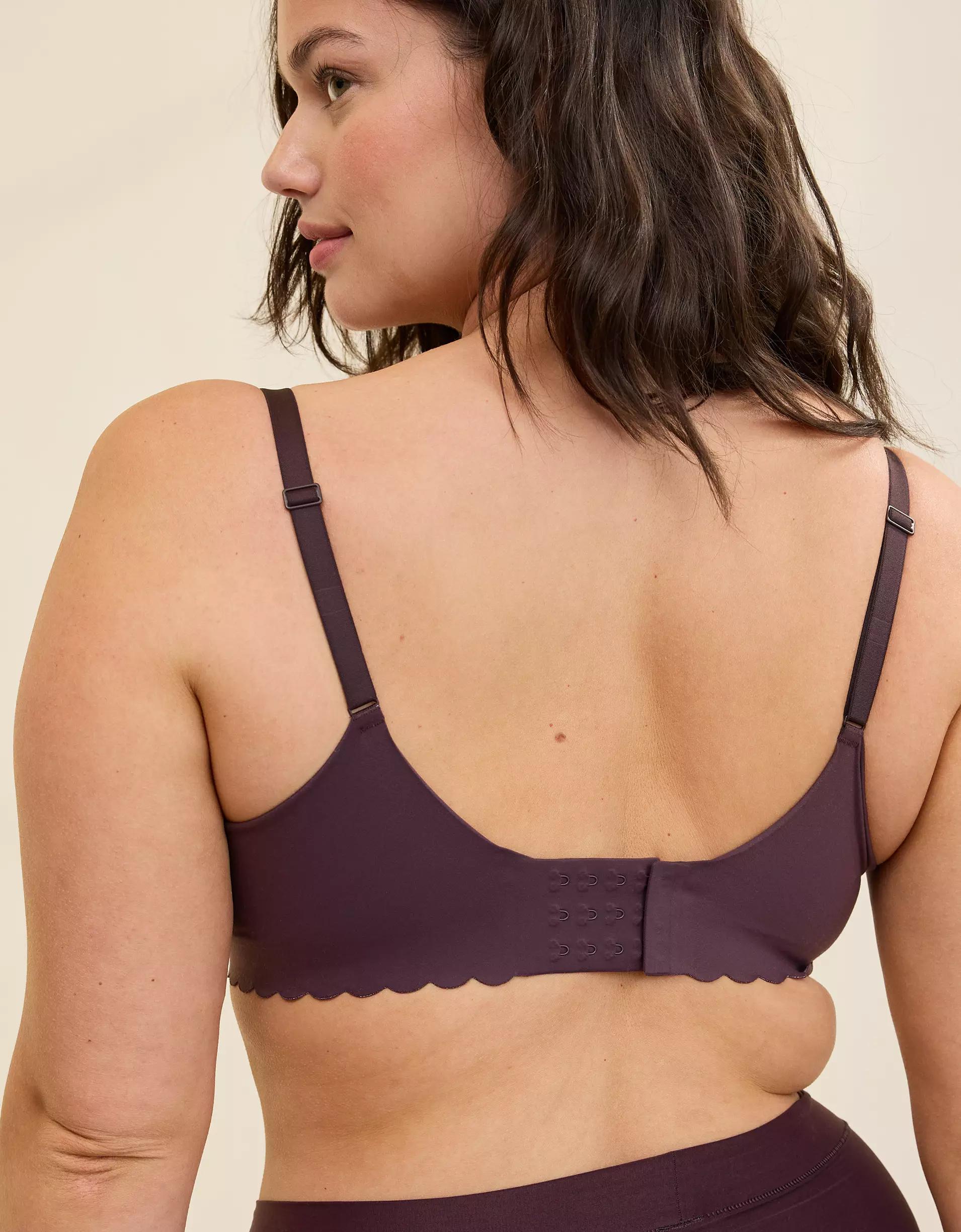 SMOOTHEZ Lace Demi Lightly Lined Bra Product Image