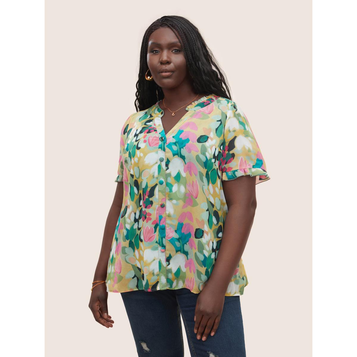Plus Size Green Floral Print Frill Trim Button Detail Blouse Women Resort Short sleeve V-neck Vacation Blouses BloomChic 18-20/2X Product Image