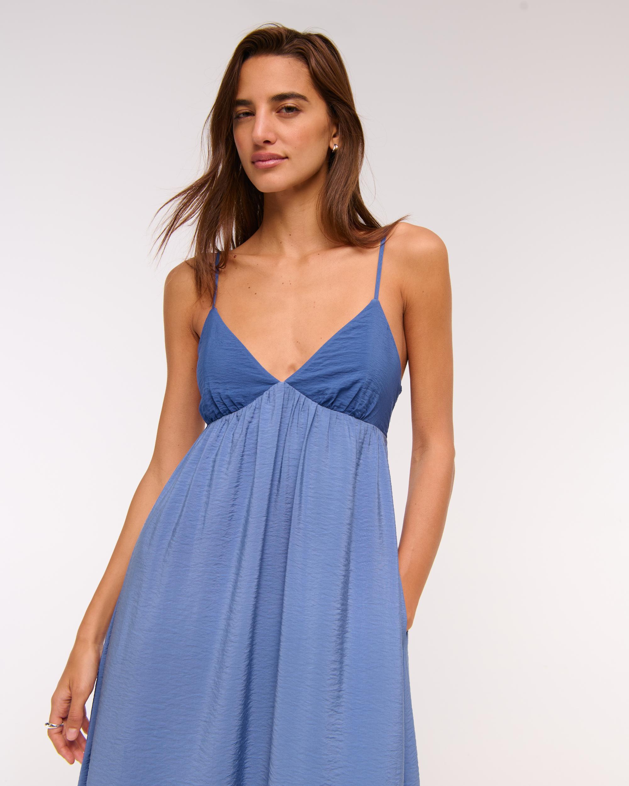 Bra-Free Clasp-Back Flowy Maxi Dress Product Image