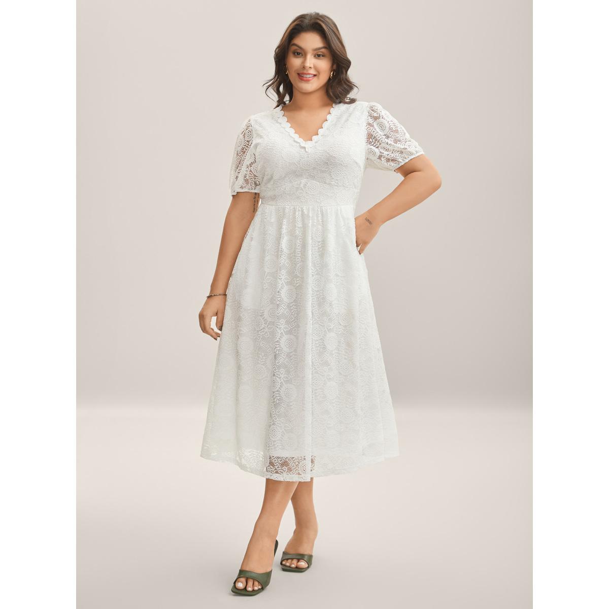 Plus Size Woven Textured Feel Cinched-Waist Midi Dress Originalwhite Women V-neck Short sleeve Curvy BloomChic 30/6X Product Image
