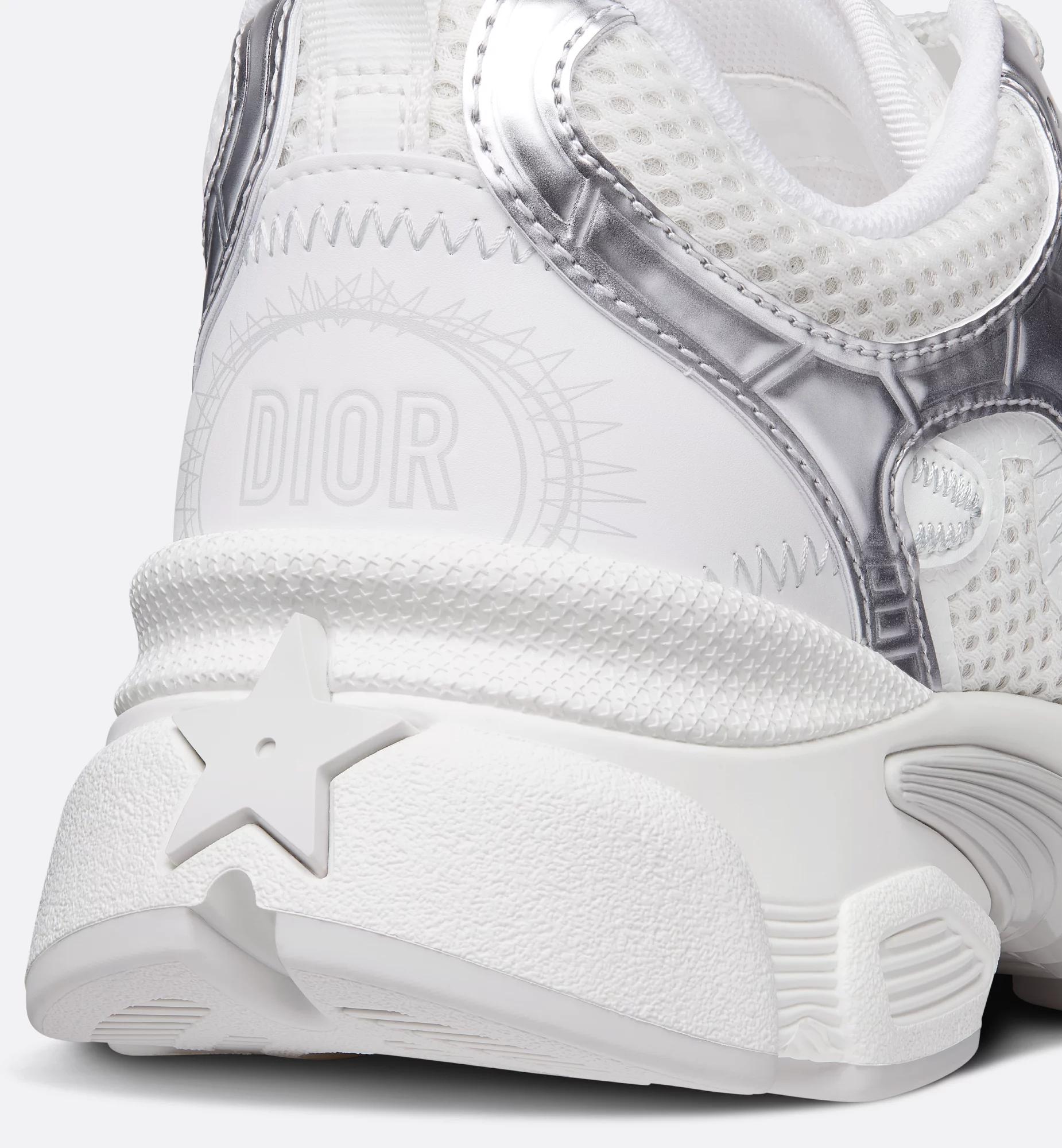 Dior Chrono Sneaker Product Image