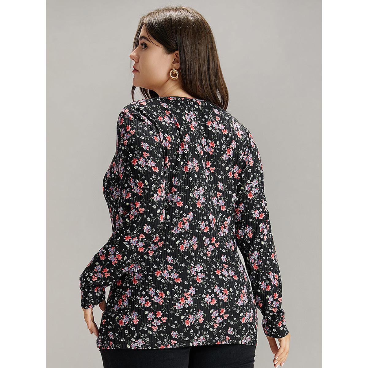 Plus Size Ditsy Floral Square Neck Button Up T-shirt Black Women Elegant Printed Ditsy Floral Square Neck Everyday T-shirts BloomChic 14-16/1X Product Image