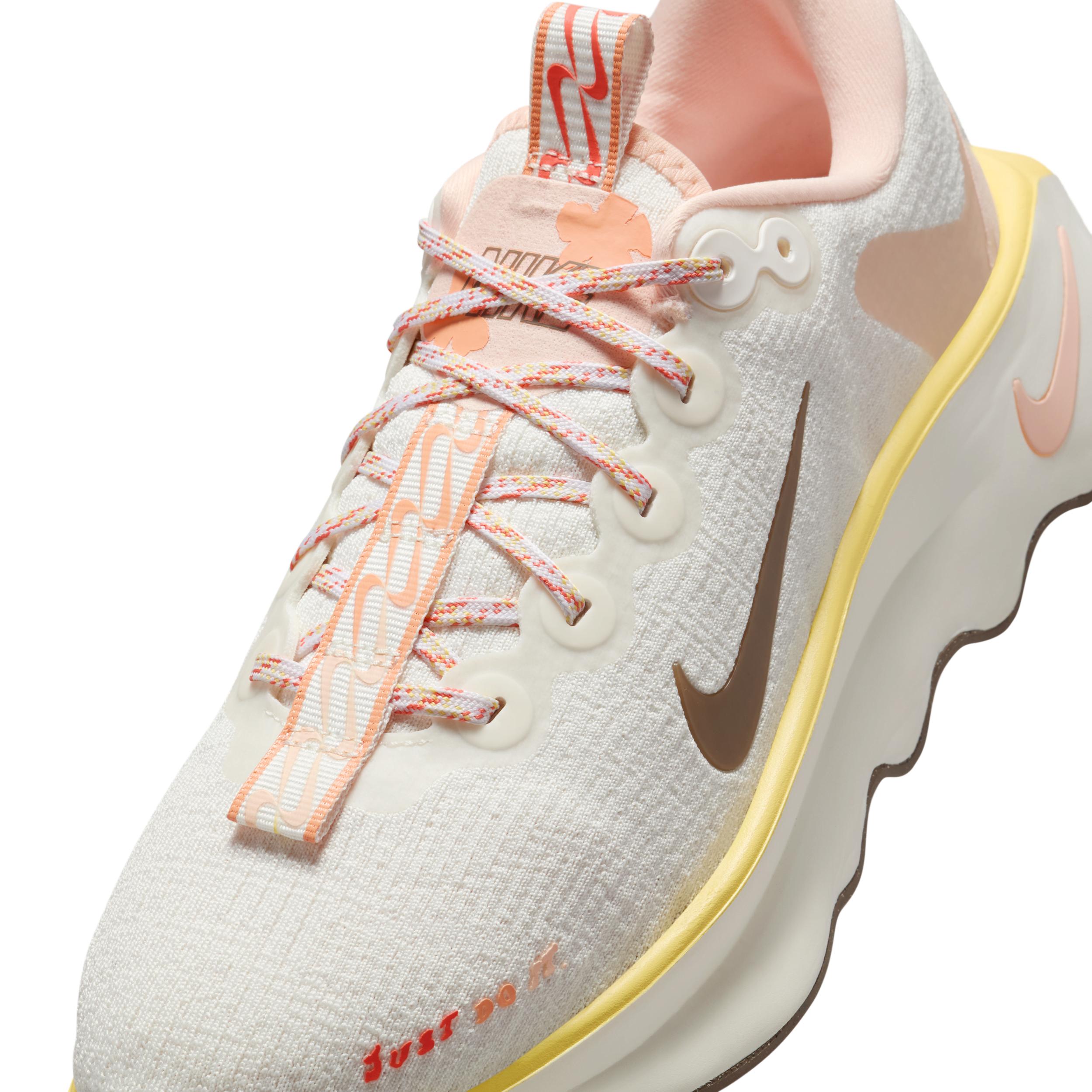 Nike Women's Motiva Walking Shoes Product Image