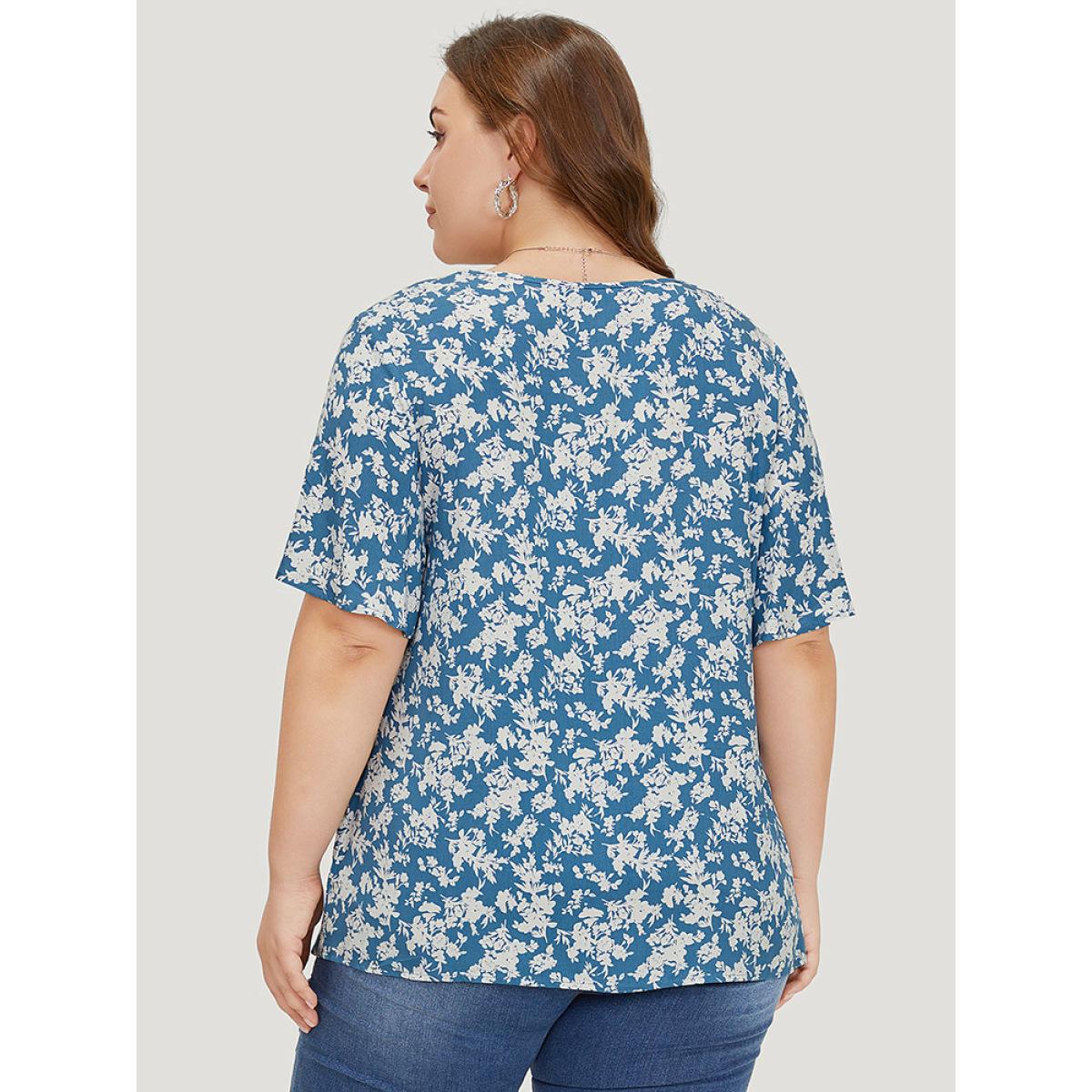 Plus Size Cerulean Floral Flutter Sleeve Gathered Blouse Women Elegant Short sleeve V-neck Dailywear Blouses BloomChic 10/M Product Image