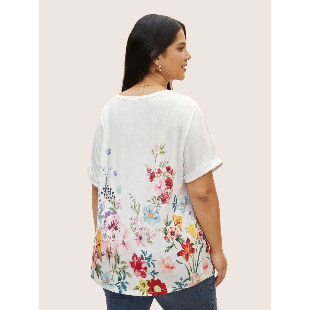 Plus Size Round Neck Natural Flowers Cuffed Sleeve T-shirt Dirtypink Women Elegant Contrast Natural Flowers Round Neck Everyday T-shirts BloomChic 10/M Product Image
