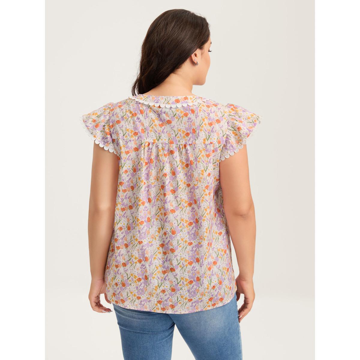 Plus Size Multicolor Cotton Floral Print Lace Trim Notched Blouse Women Cap Sleeve Notched collar Everyday-Casual Blouses BloomChic 10/M Product Image
