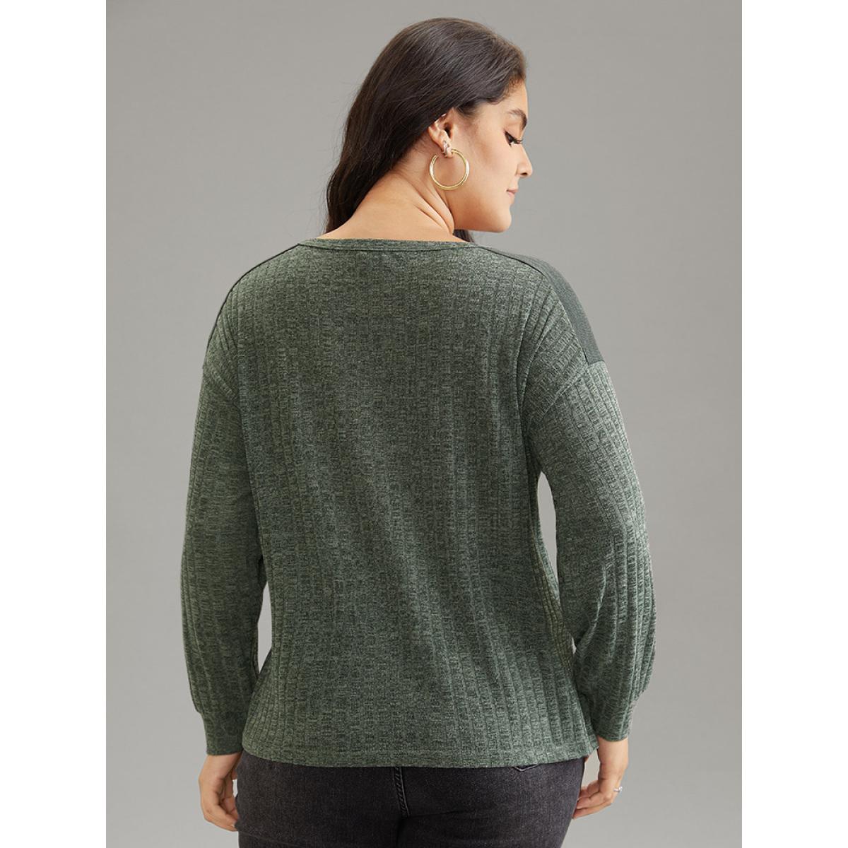 Plus Size Plain Button Detail Round Neck Rib Knit T-shirt Green Women Casual Texture Plain Round Neck Everyday T-shirts BloomChic 10/M Product Image