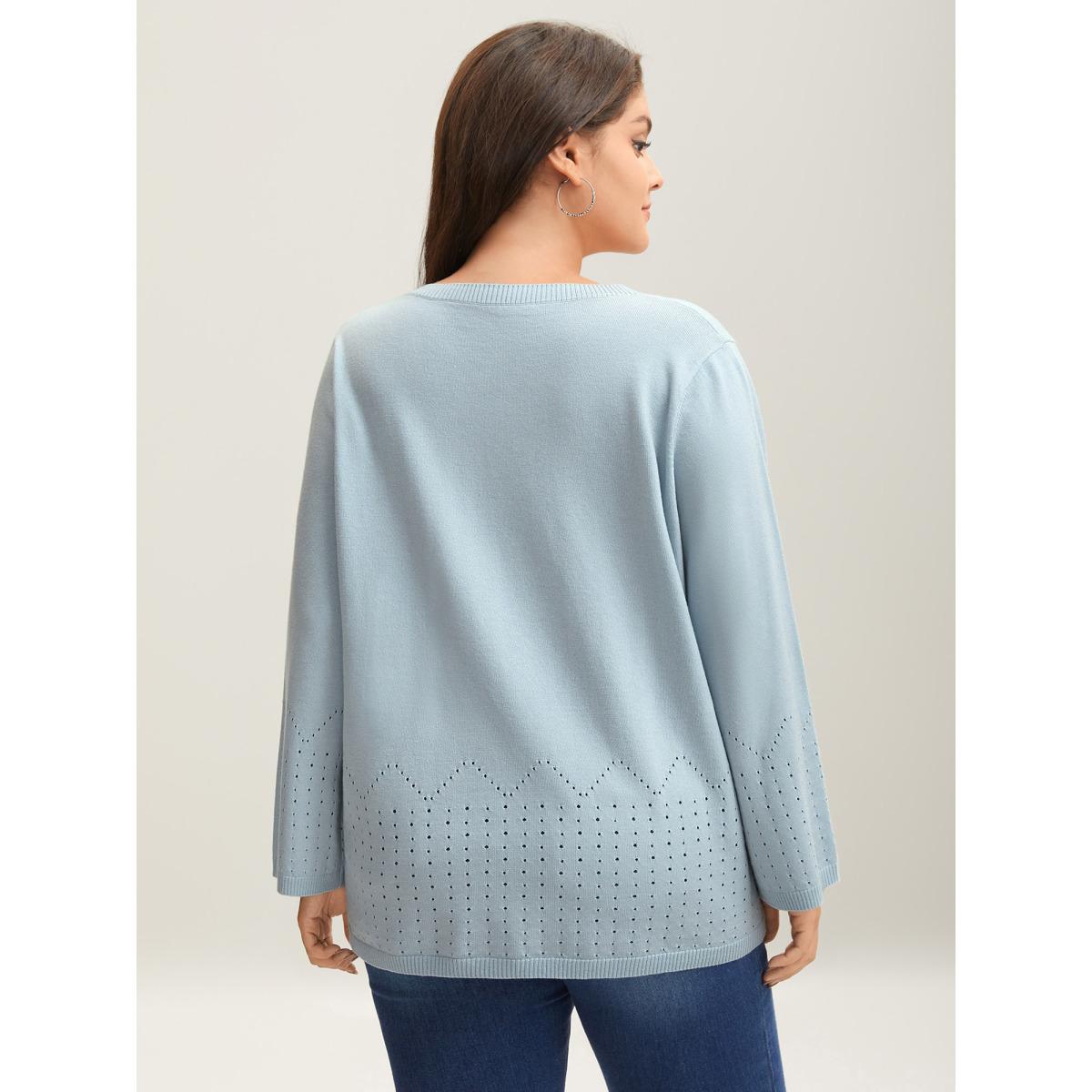 Plus Size Lightweight Woolen Cut-Out Pullover LightBlue Women Casual Loose Long Sleeve Round Neck Everyday Pullovers BloomChic 28/5X Product Image