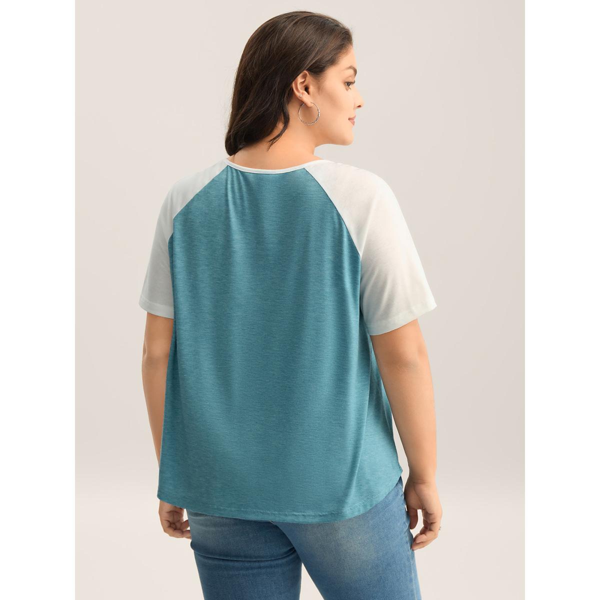Plus Size Supersoft Heather Split Neck T-Shirt Cerulean Women Leisure Contrast Flat collar with V-notch Casual T-shirts BloomChic 18-20/2X Product Image