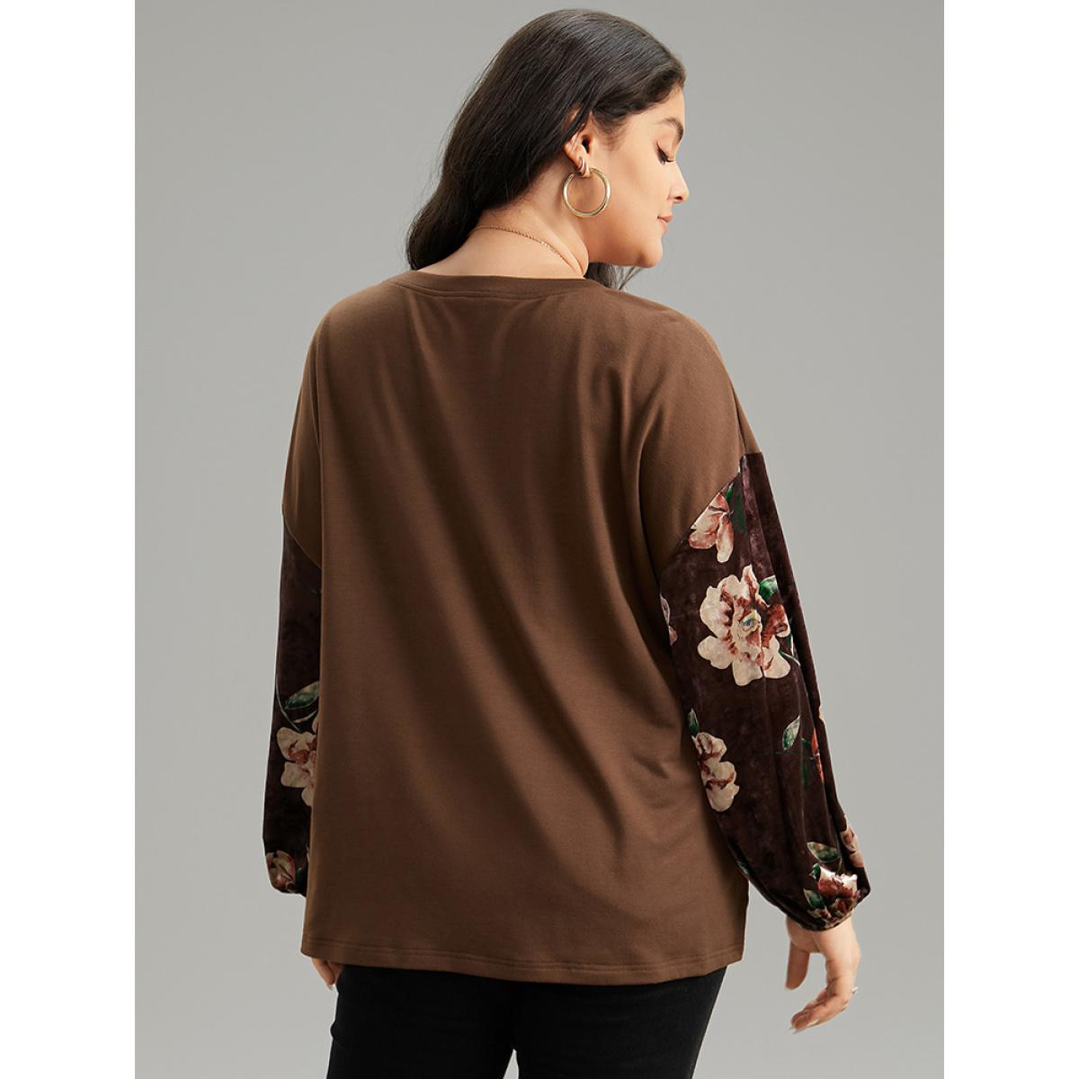 Plus Size Velvet Floral Print Patchwork Contrast Sweatshirt Women DarkBrown Casual Velvet Round Neck Dailywear Sweatshirts BloomChic 30/6X Product Image