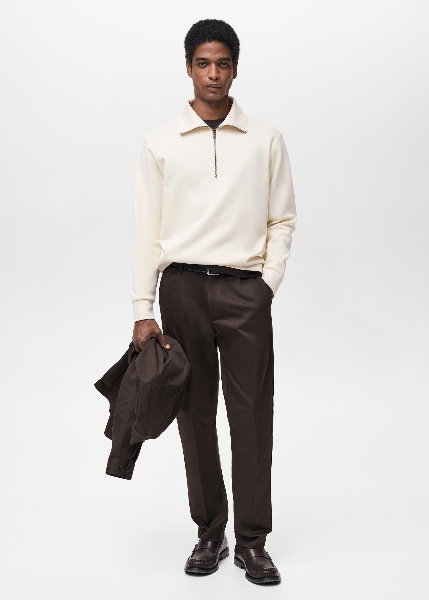 Regular-fit cotton sweatshirt with zipper - Men | MANGO USA Product Image