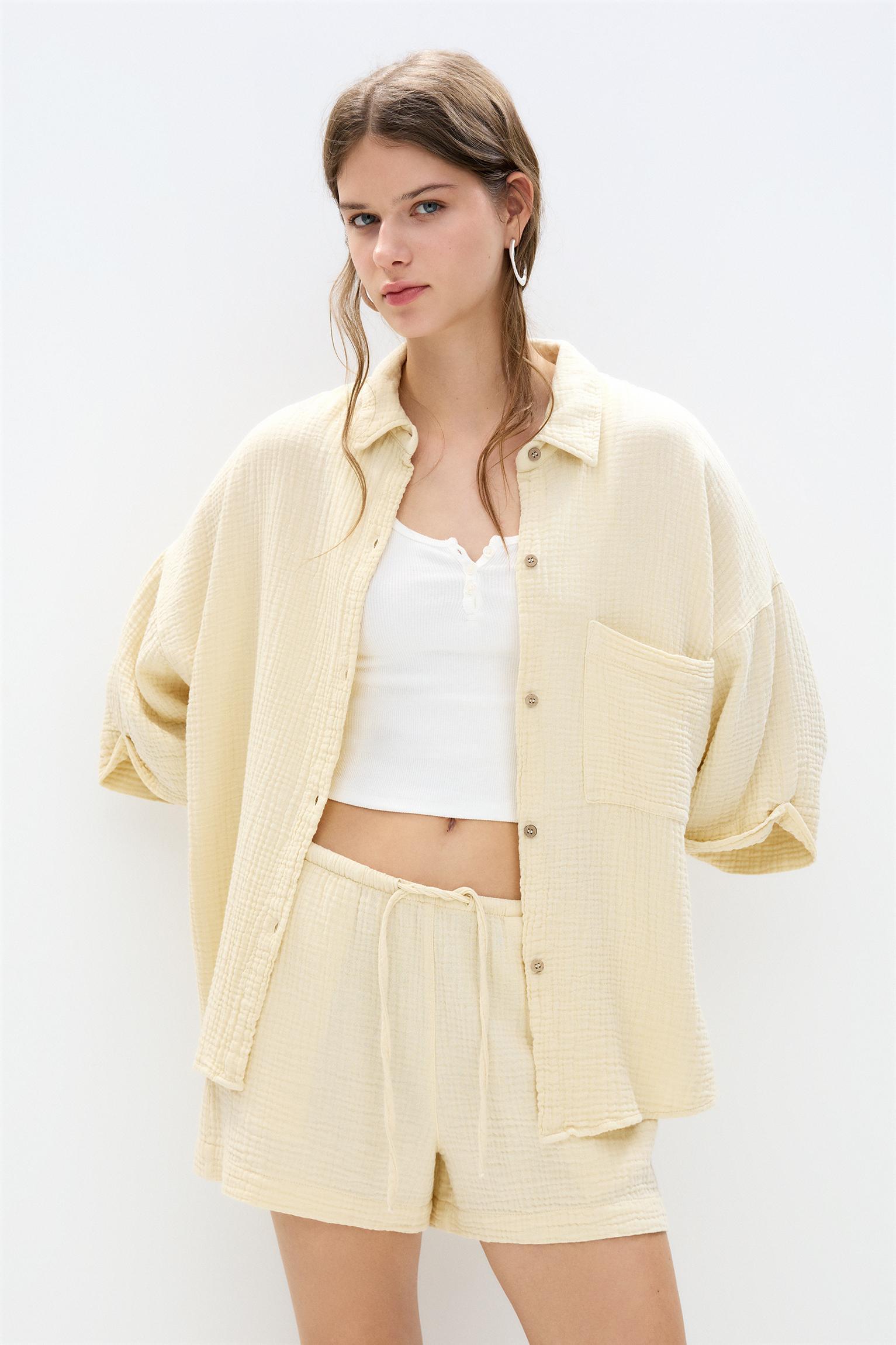 Textured short sleeve shirt Product Image