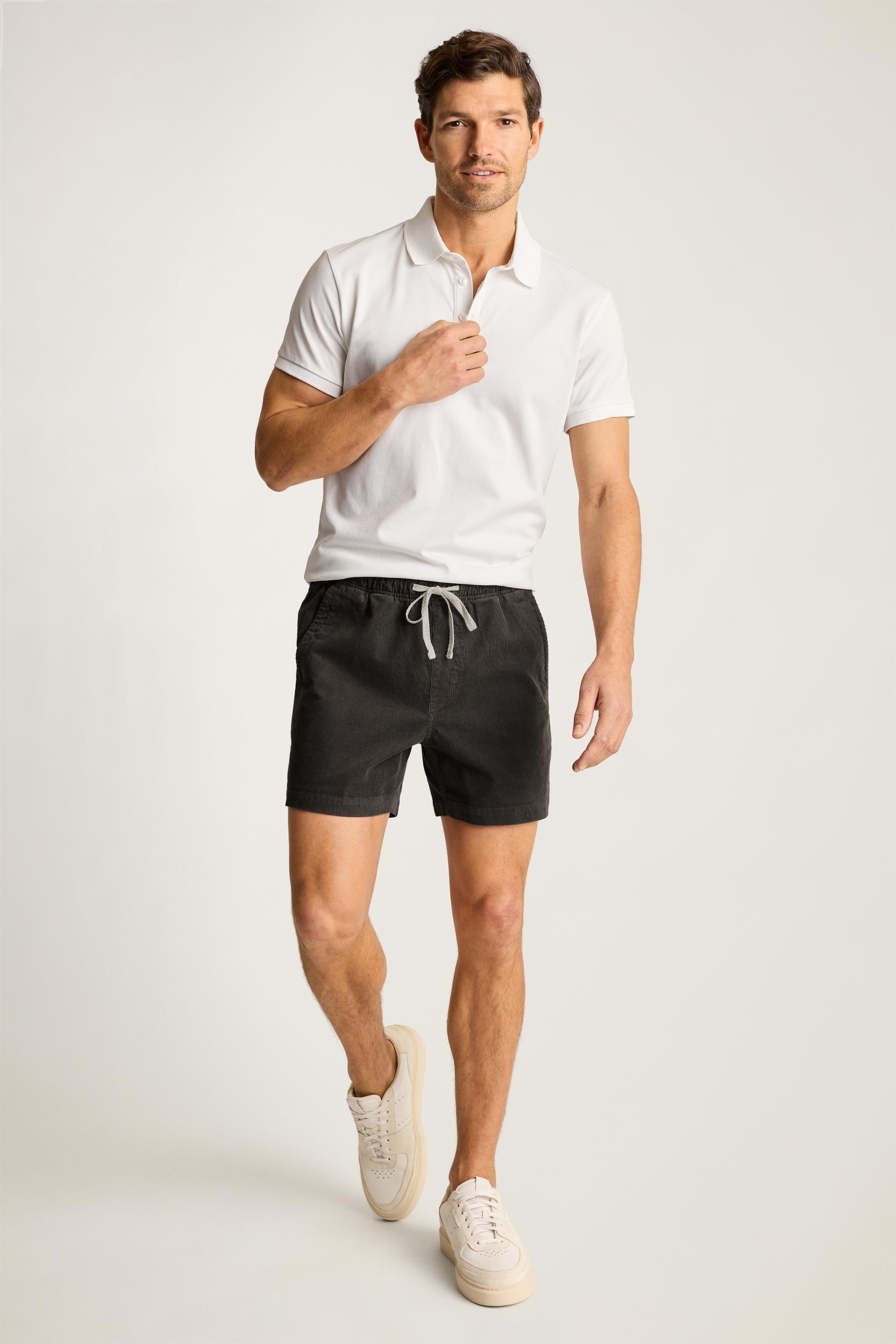 Nomad Short Product Image