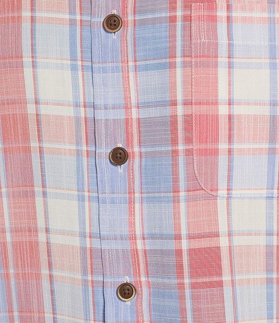 Roundtree & Yorke Short Sleeve Large Plaid Polynosic Sport Shirt Product Image