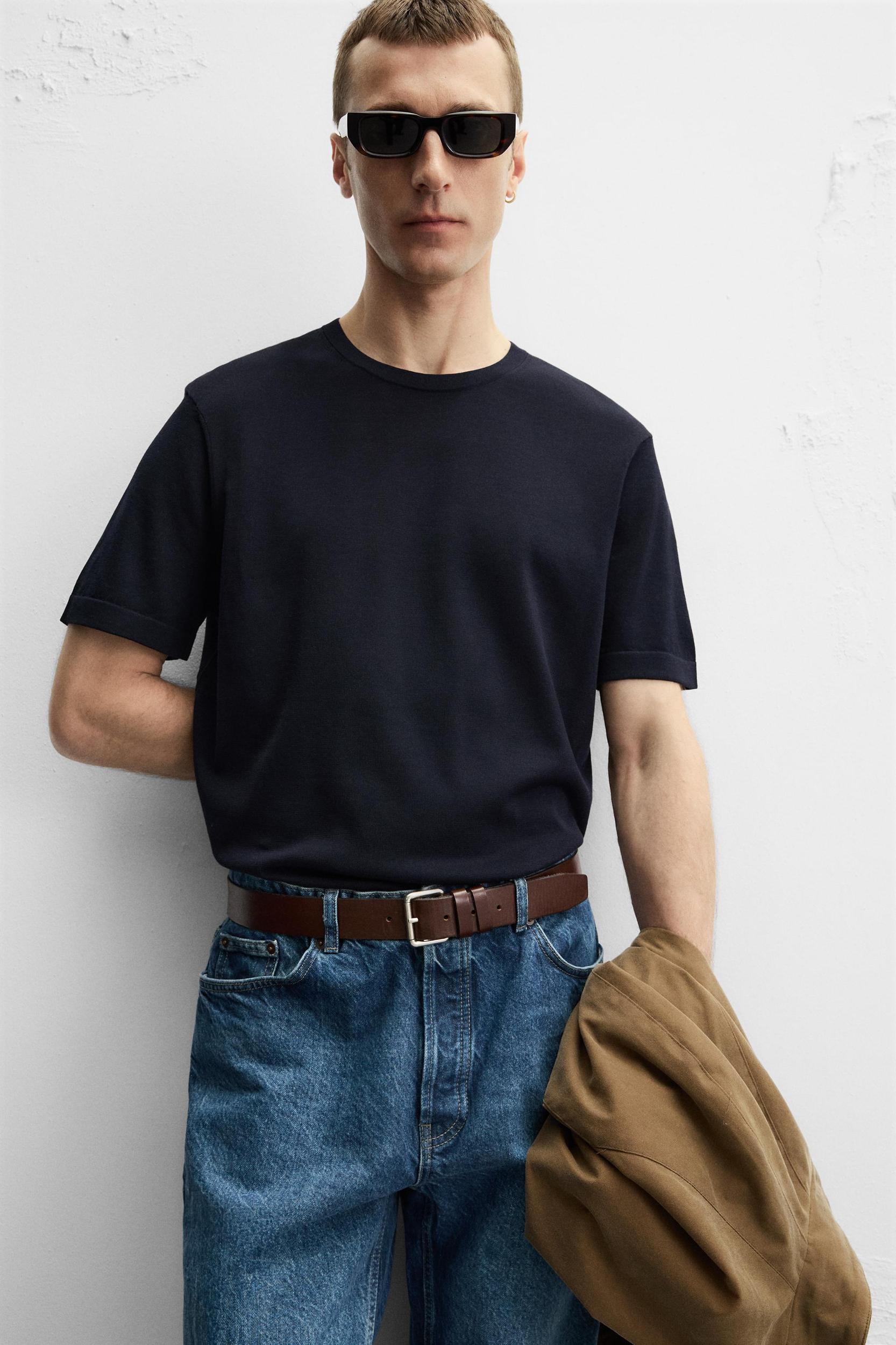REGULAR FIT KNIT T-SHIRT Product Image