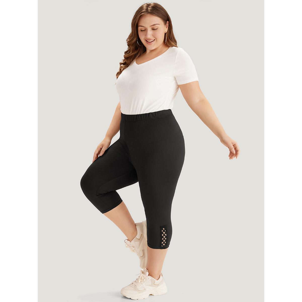 Plus Size Plain Crisscross Side Patchwork High Rise Leggings Women Black Elegant High stretch Skinny High Rise Dailywear Leggings BloomChic 26/4X Product Image