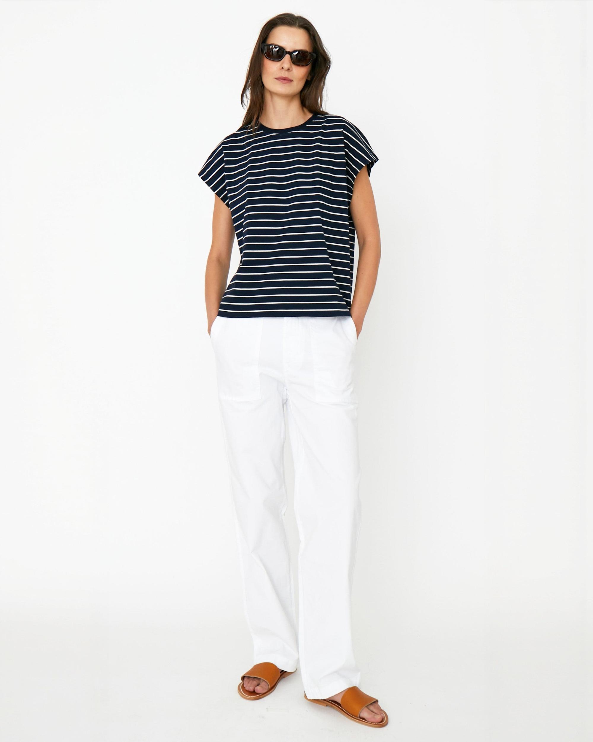 The Honoree - Navy/Cream Female Product Image