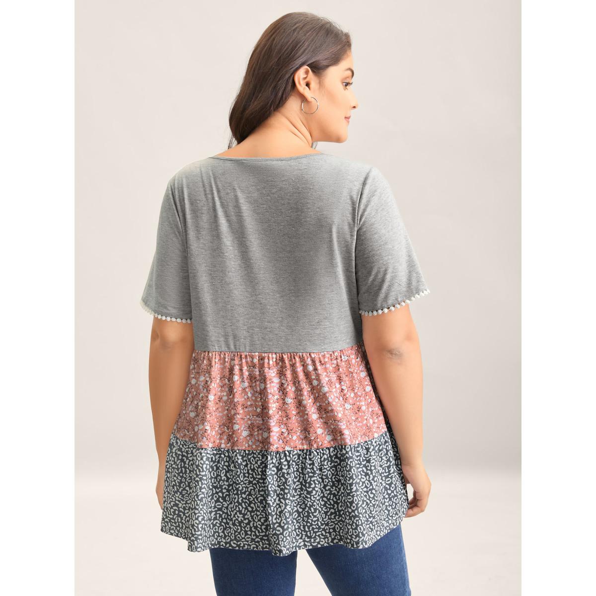 Plus Size Ditsy Floral Print Patchwork Layered T-Shirt Multicolor Women Leisure Woven ribbon&lace trim Natural Flowers Round Neck Casual T-shirts BloomChic 14-16/1X Product Image