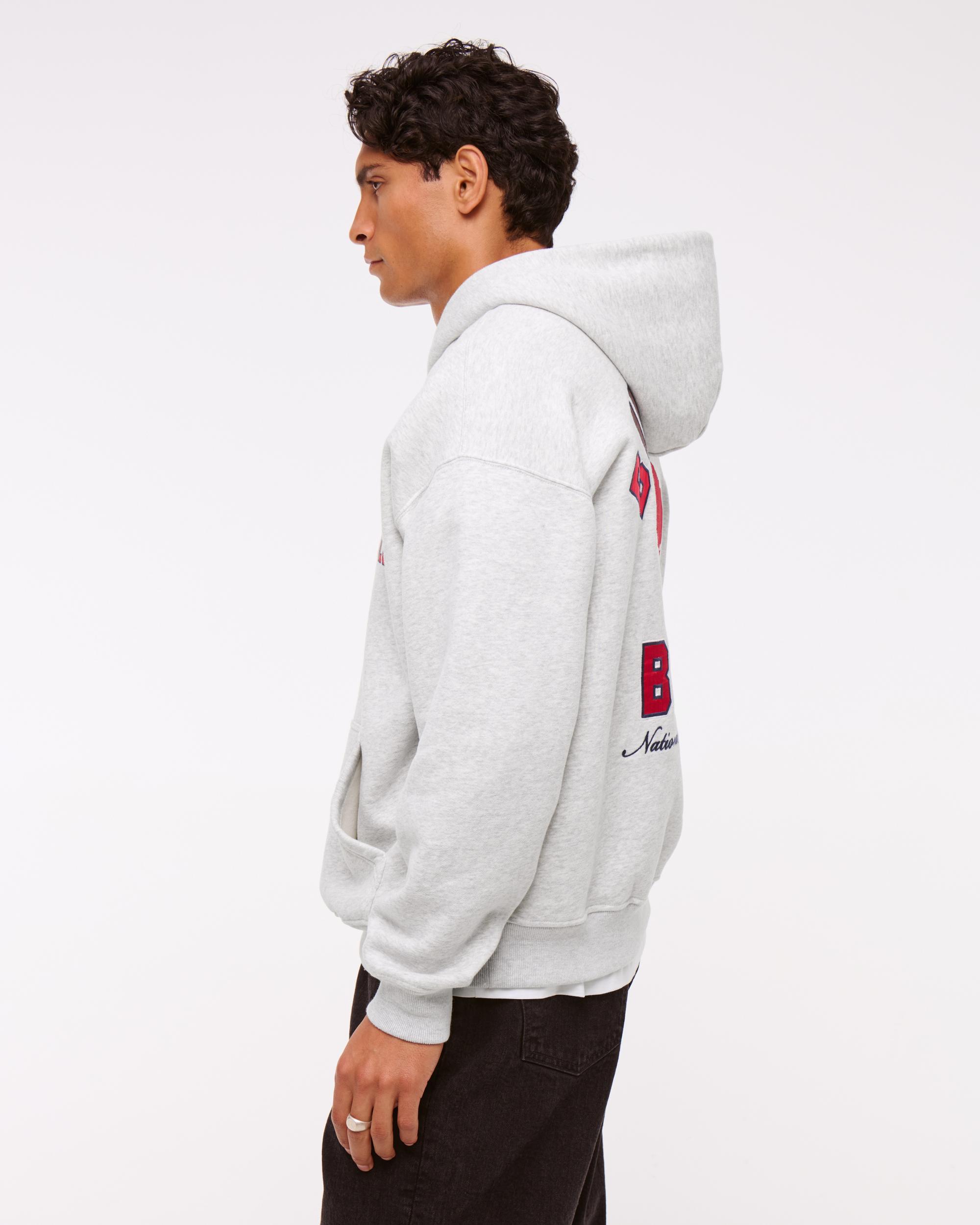 Chicago Bears Graphic Popover Hoodie Product Image