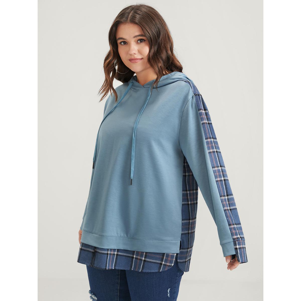 Plus Size Plaid Contrast Asymmetrical Drawstring Hooded Sweatshirt Women DarkBlue Casual Contrast Loose Hooded Dailywear Sweatshirts BloomChic 22-24/3X Product Image
