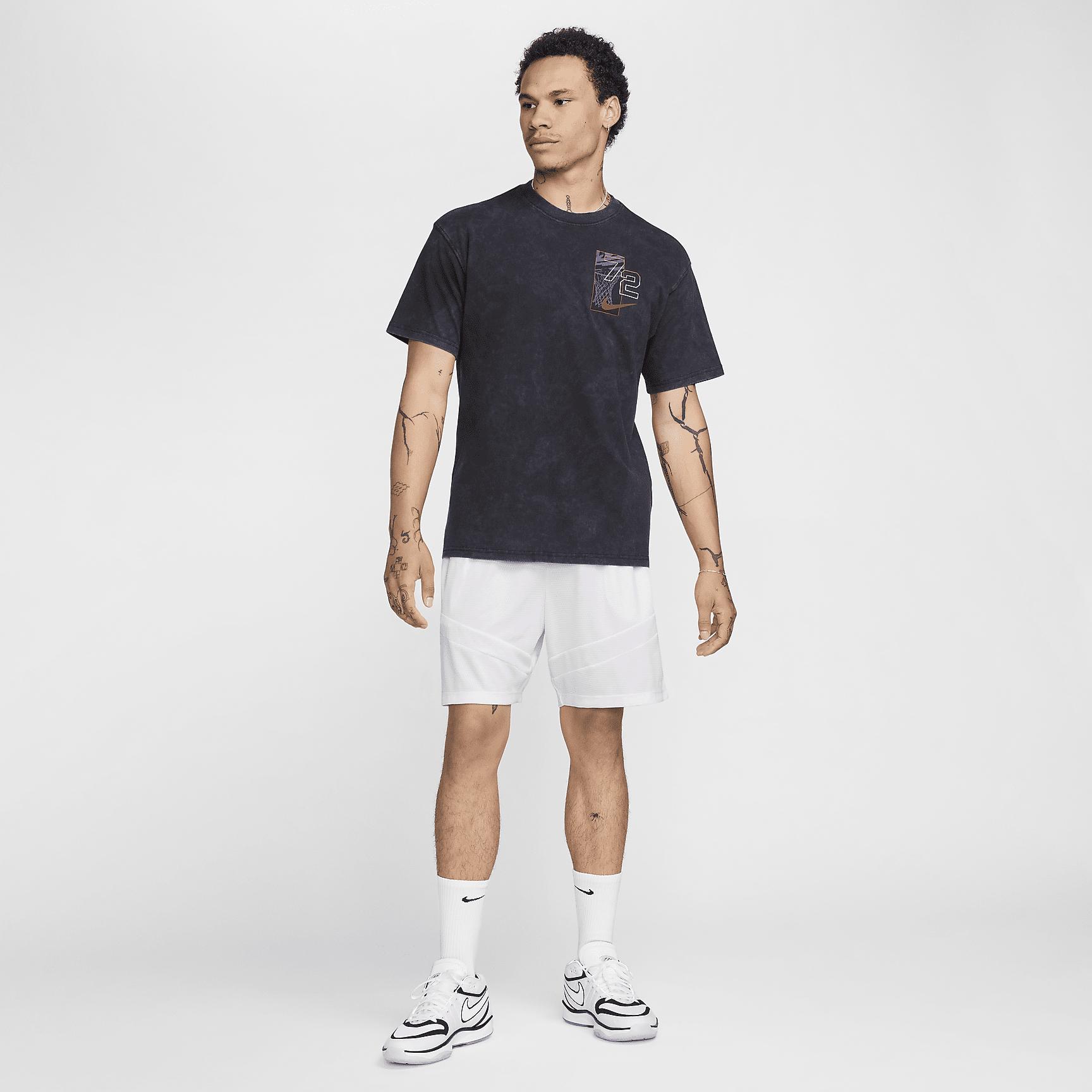 Nike Men's Max90 Basketball T-Shirt Product Image