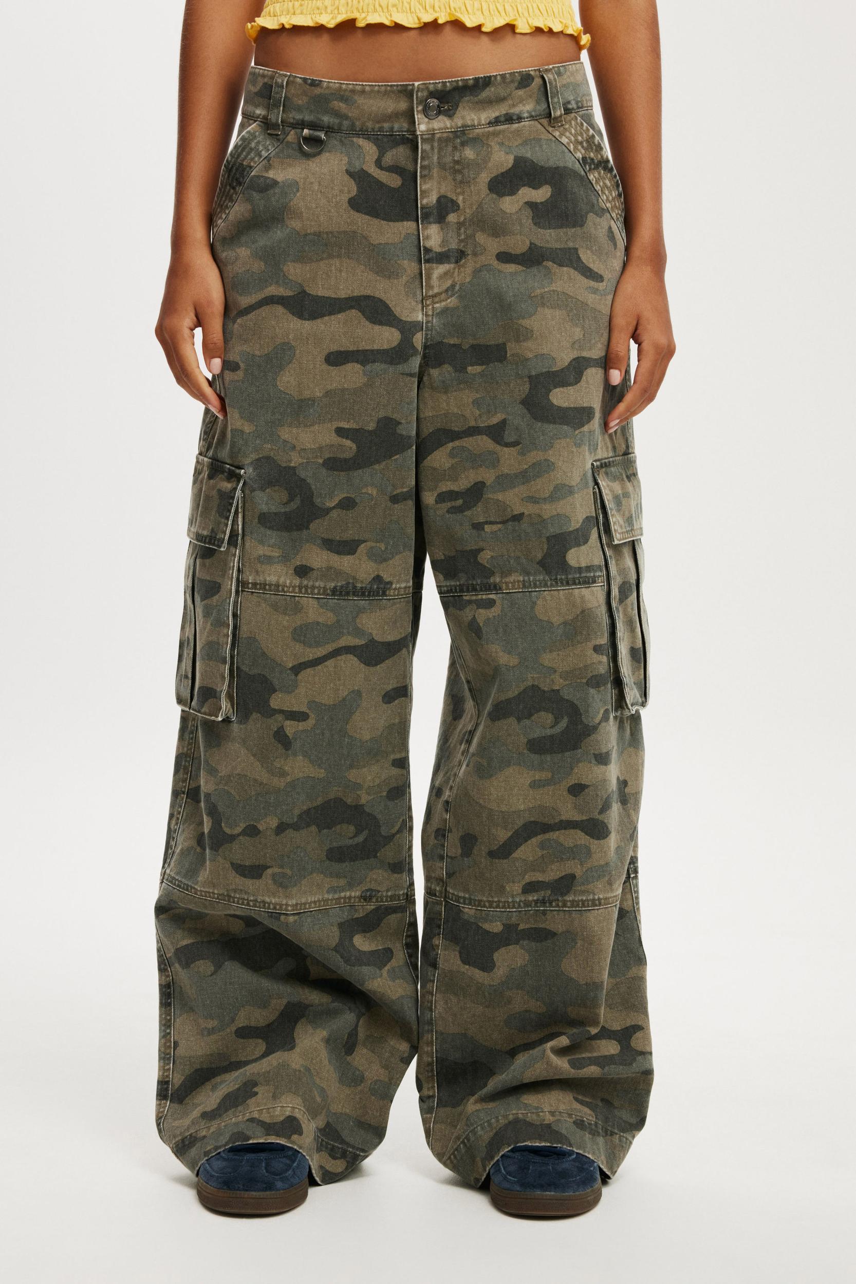 Benny Cargo Pant Product Image