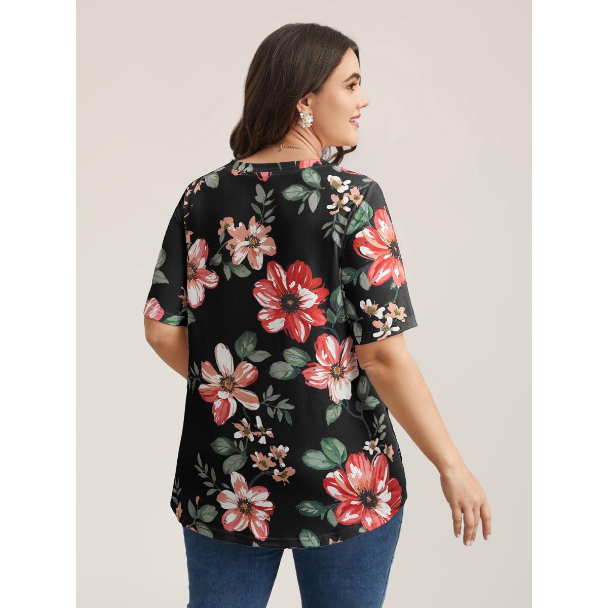 Plus Size Multi-Color Floral Print V-Neck T-Shirt Indigo Women Timeless Non Natural Flowers V-neck Elegant T-shirts BloomChic 12/L Product Image