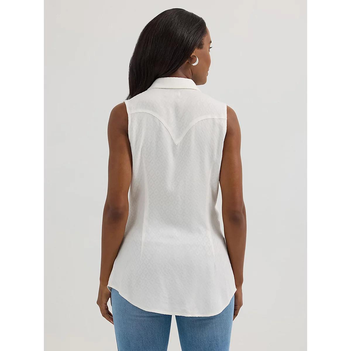 Women's Wrangler Retro® Textured Slim Western Snap Tank Product Image